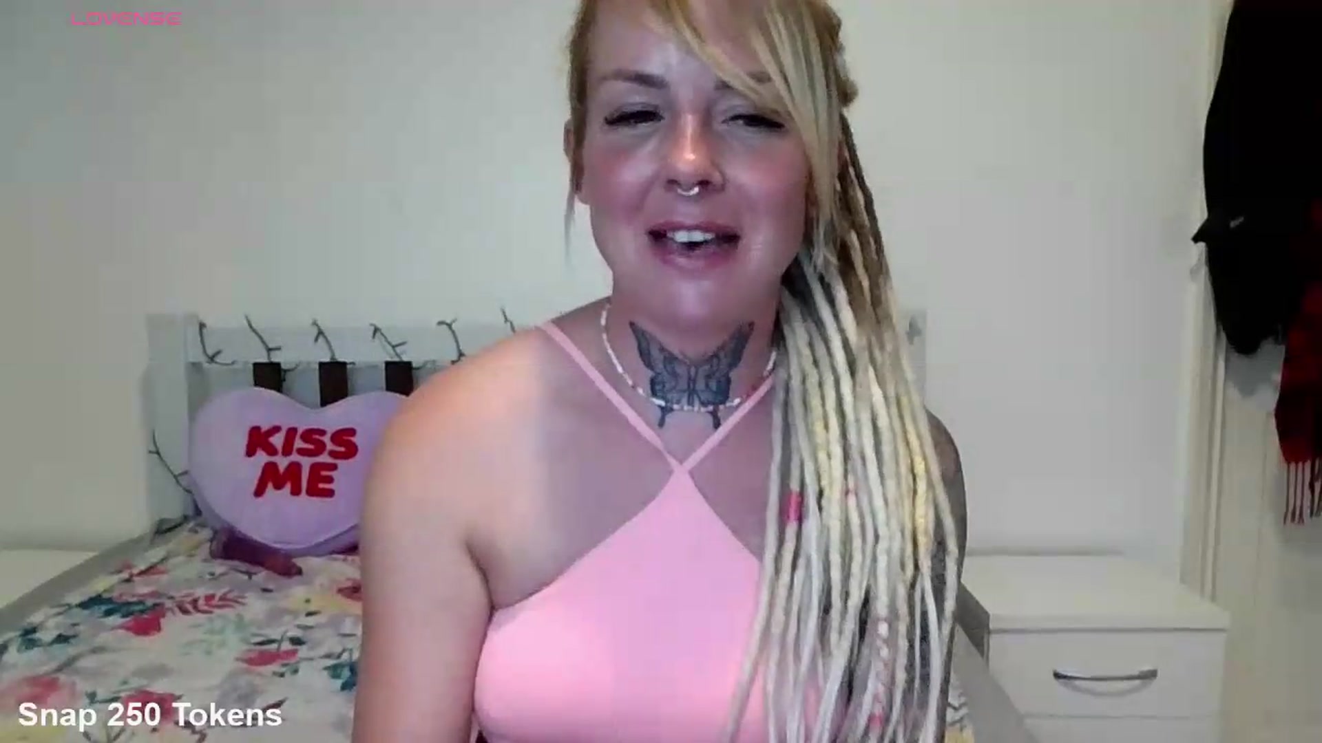 Gallery image thumbnail from pixieDread's myfreecams stream on, 07/15/2026, 13:22 image 19 of 20