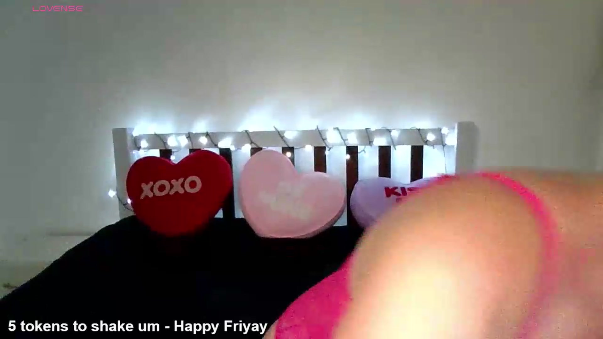 Gallery image thumbnail from pixieDread's myfreecams stream on, 08/28/2026, 18:18 image 12 of 20