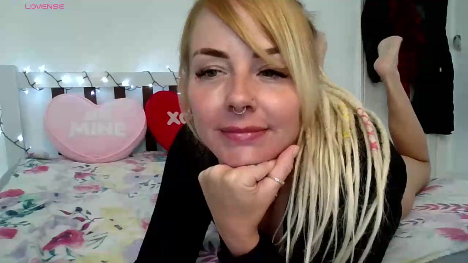 Gallery image thumbnail from pixieDread's myfreecams stream on, 09/09/2026, 11:53 image 4 of 20