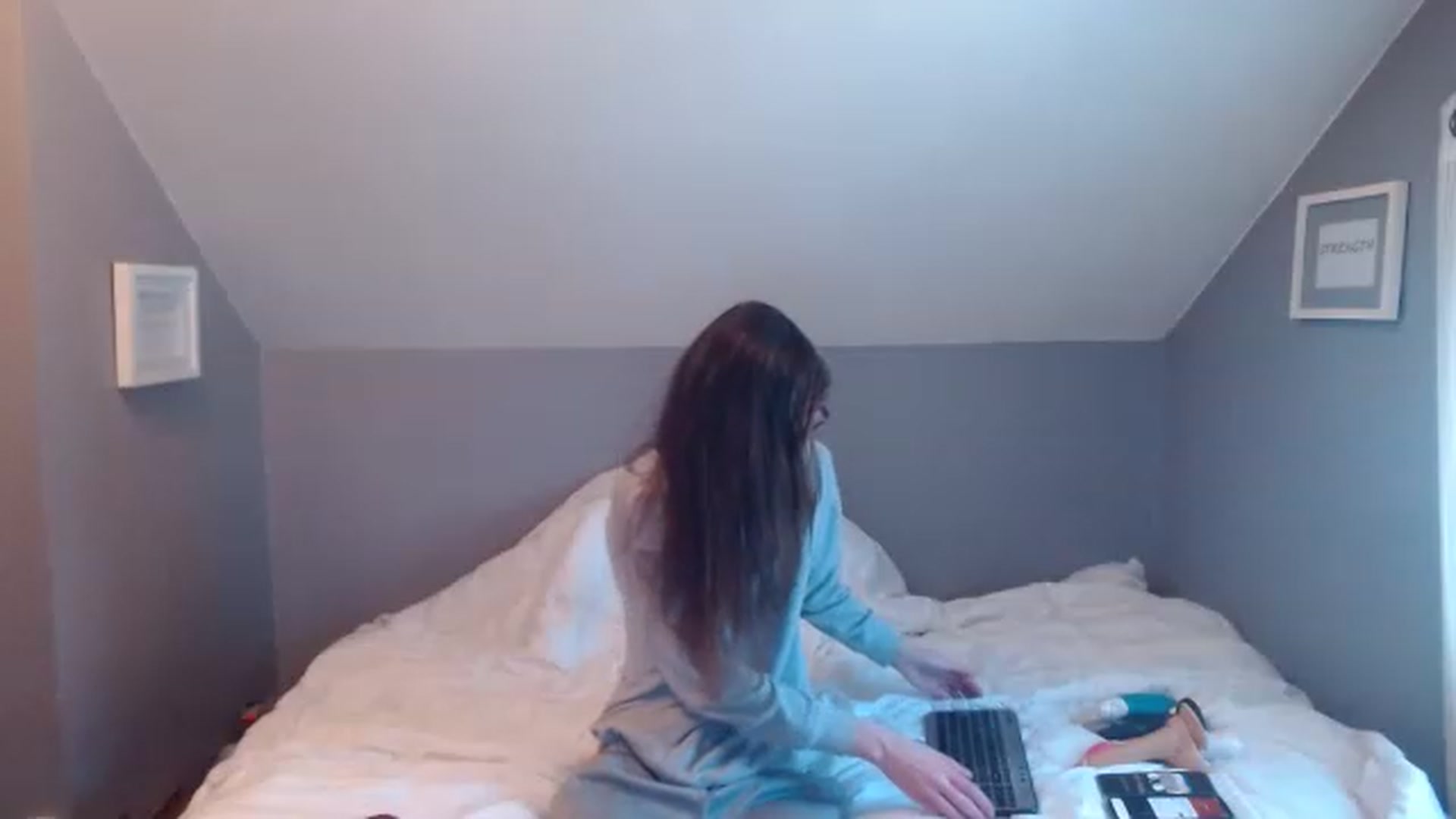 Gallery image thumbnail from playfulpaula's myfreecams stream on, 01/16/2023, 14:29 image 18 of 20