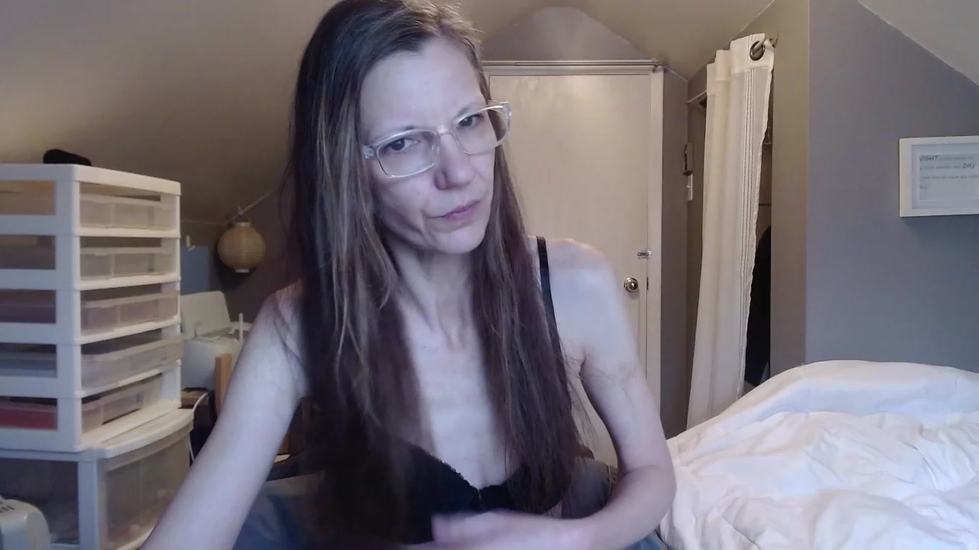 Gallery image thumbnail from playfulpaula's myfreecams stream on, 04/23/2023, 13:05 image 6 of 20