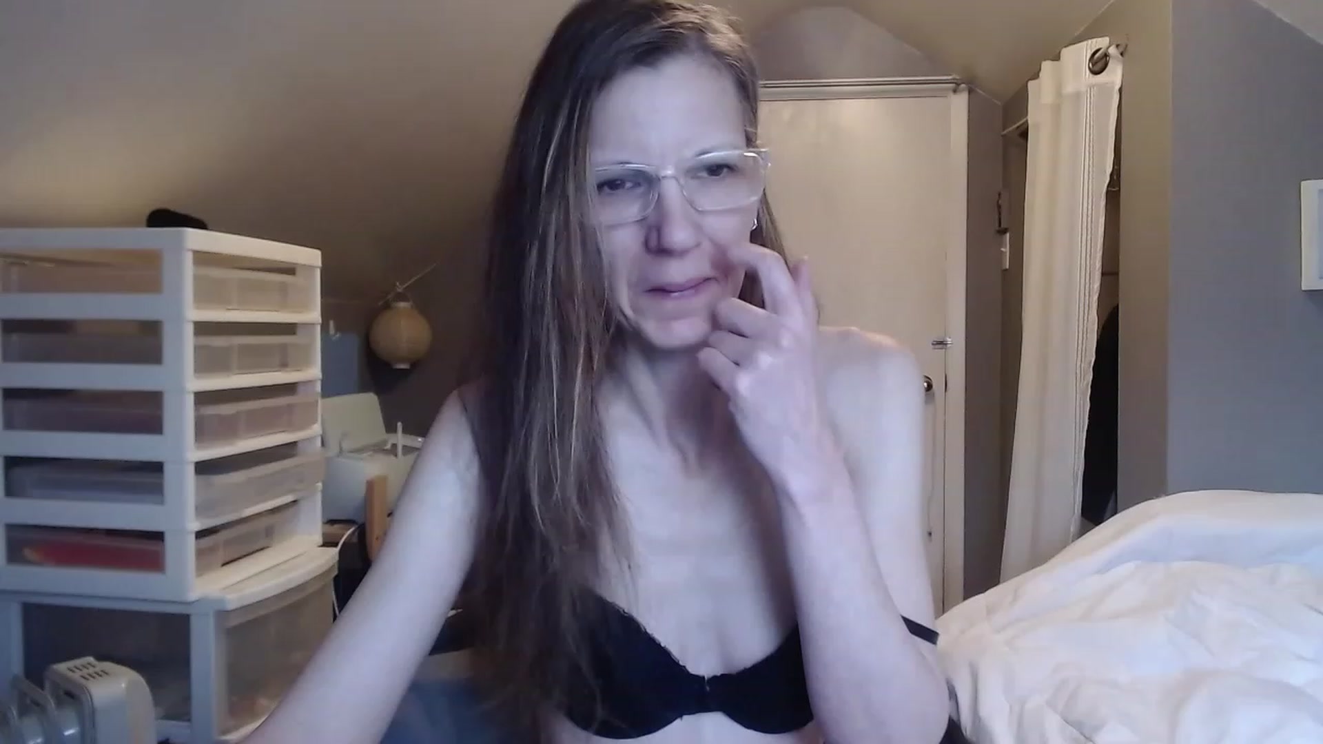 Gallery image thumbnail from playfulpaula's myfreecams stream on, 04/23/2023, 13:05 image 19 of 20