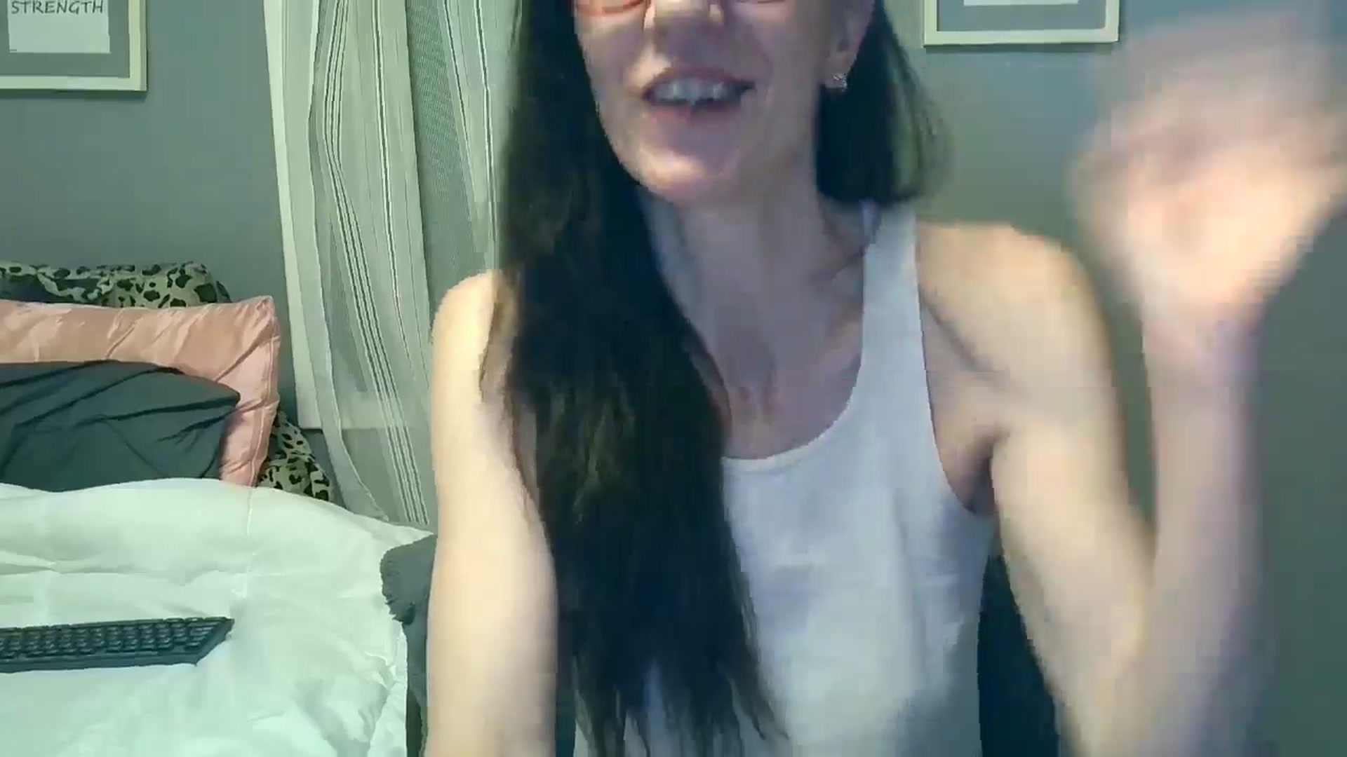 Gallery image thumbnail from playfulpaula's myfreecams stream on, 01/02/2025, 13:32 image 5 of 20