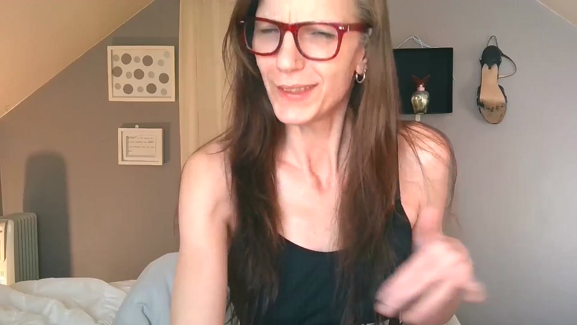 Gallery image thumbnail from playfulpaula's myfreecams stream on, 03/23/2025, 12:25 image 11 of 20