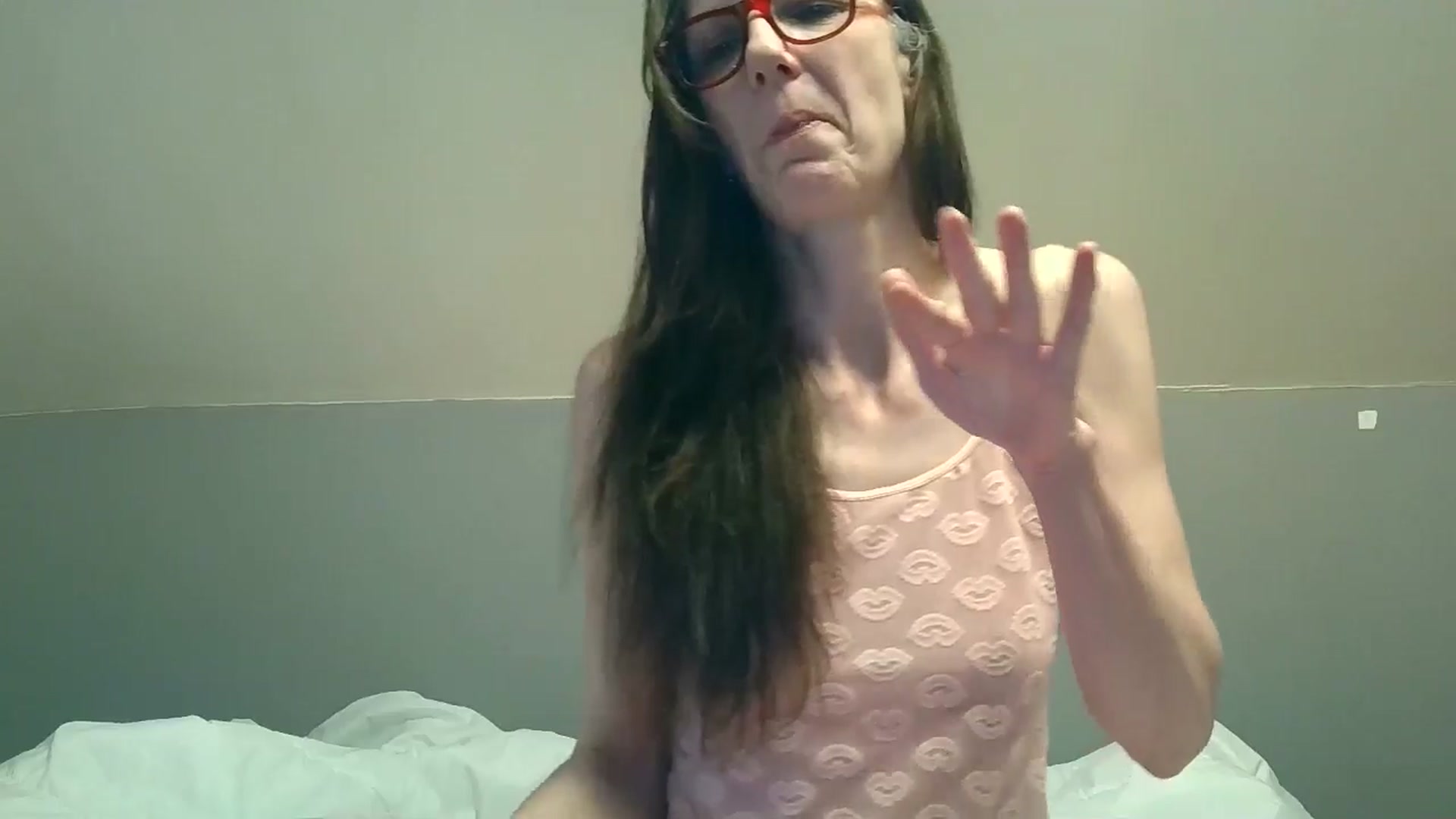 Gallery image thumbnail from playfulpaula's myfreecams stream on, 04/05/2025, 12:47 image 3 of 20