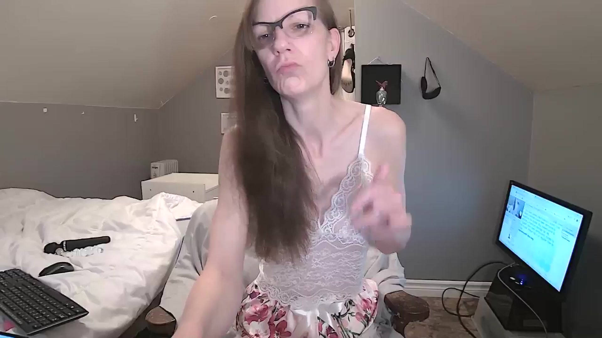 Gallery image thumbnail from playfulpaula's myfreecams stream on, 05/03/2025, 11:47 image 20 of 20