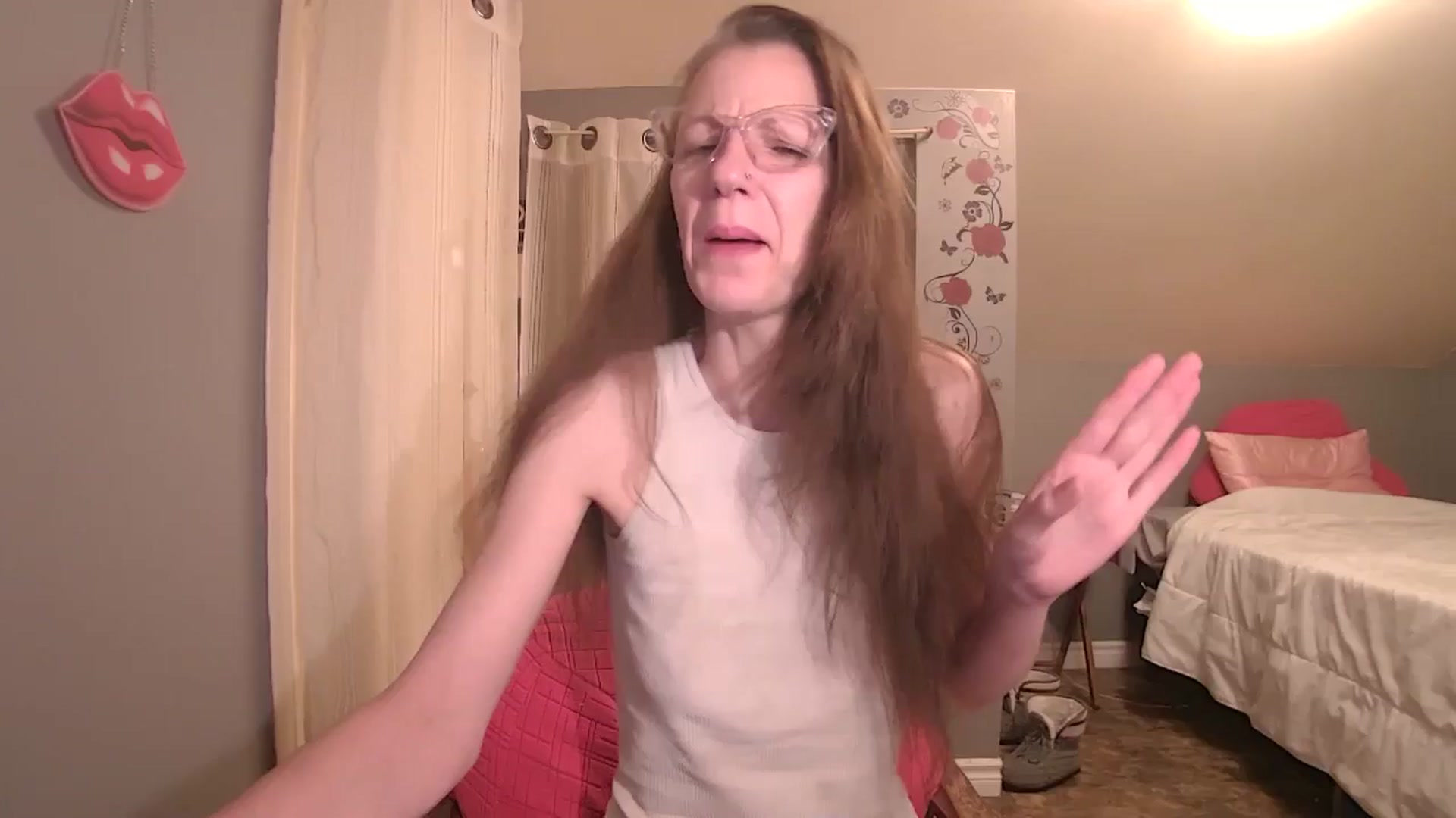 Gallery image thumbnail from playfulpaula's myfreecams stream on, 01/02/2026, 11:27 image 1 of 20