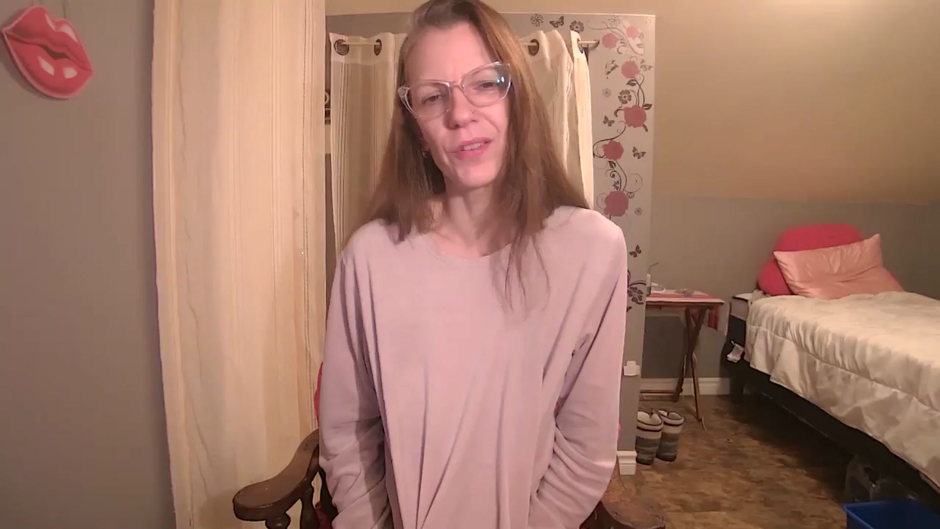 Gallery image thumbnail from playfulpaula's myfreecams stream on, 01/04/2026, 12:16 image 7 of 20