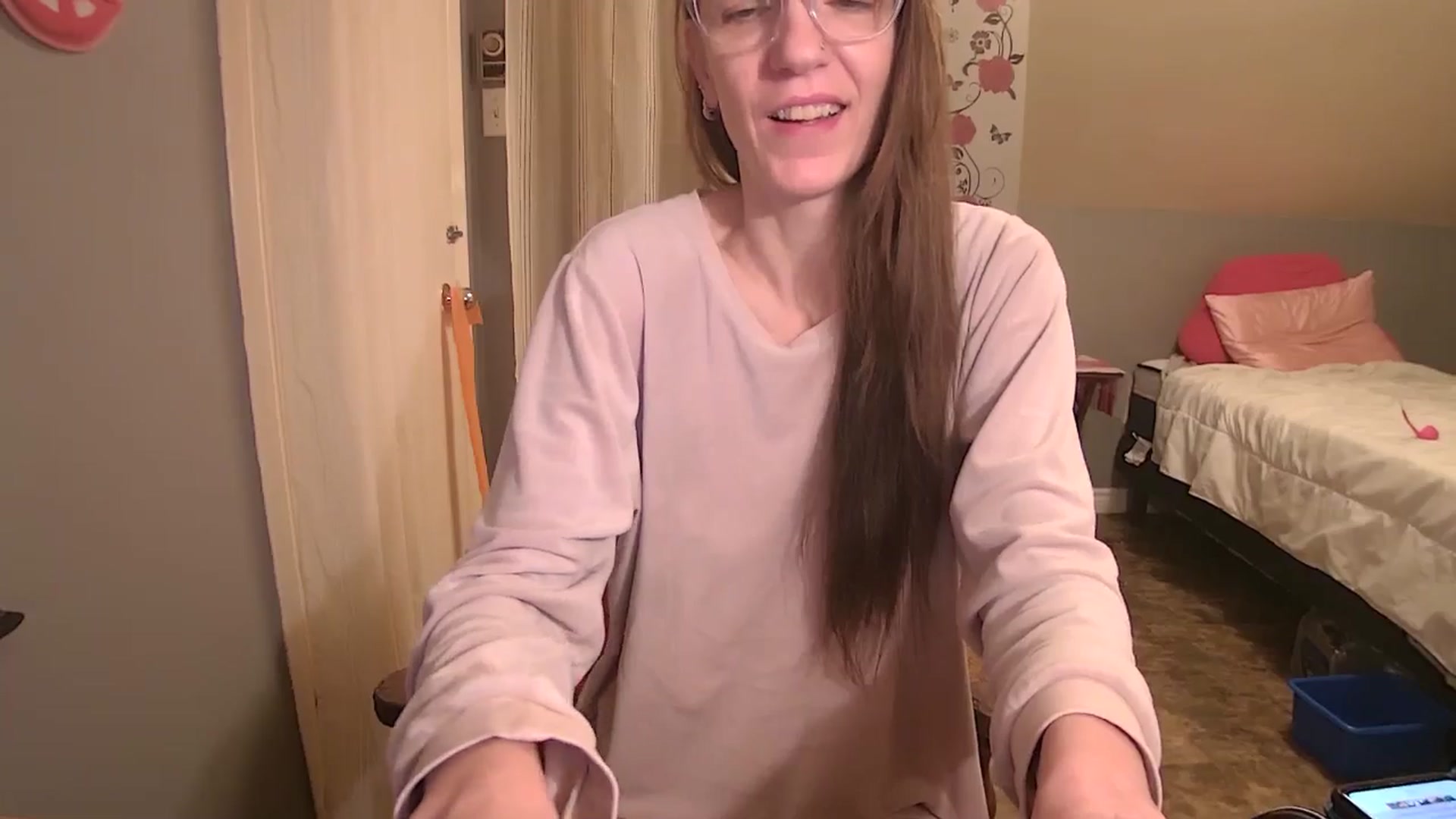 Gallery image thumbnail from playfulpaula's myfreecams stream on, 01/04/2026, 12:48 image 5 of 20