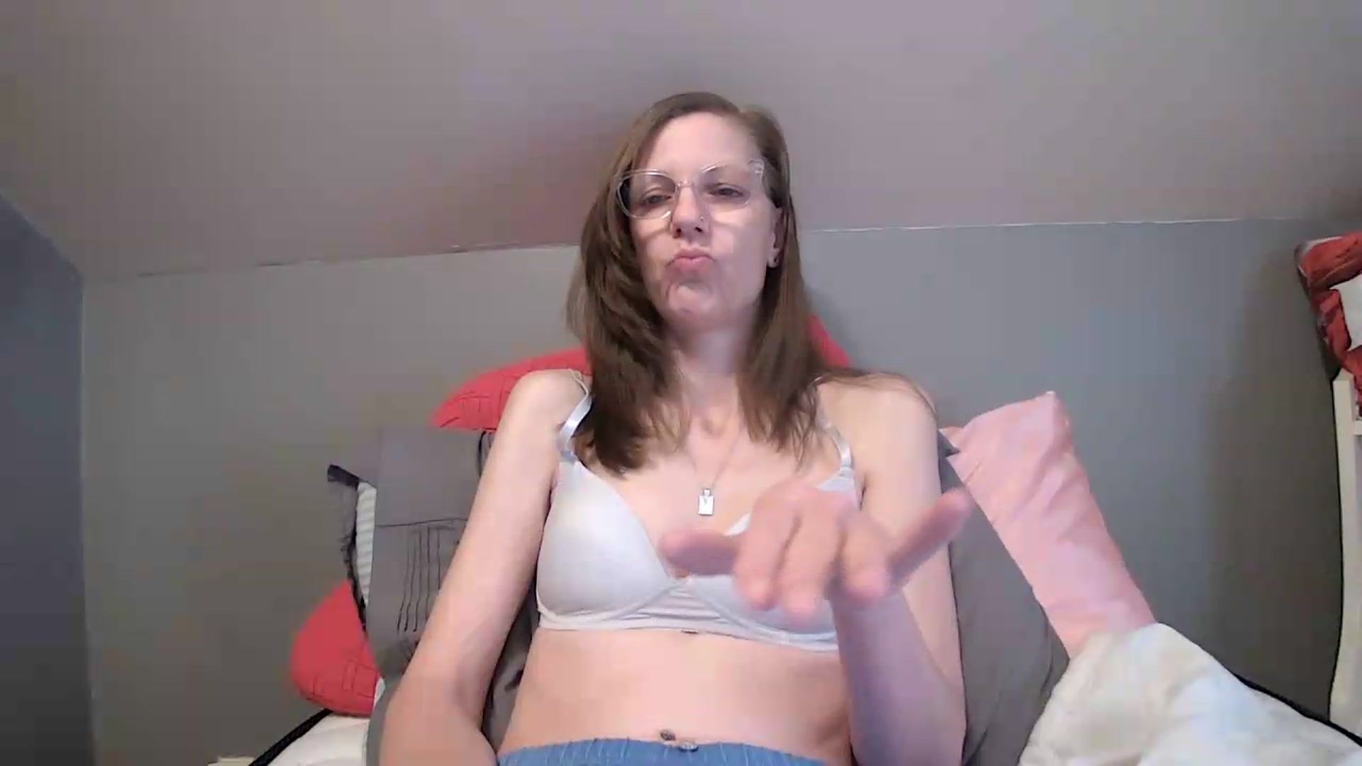 Gallery image thumbnail from playfulpaula's myfreecams stream on, 08/15/2026, 12:31 image 19 of 20