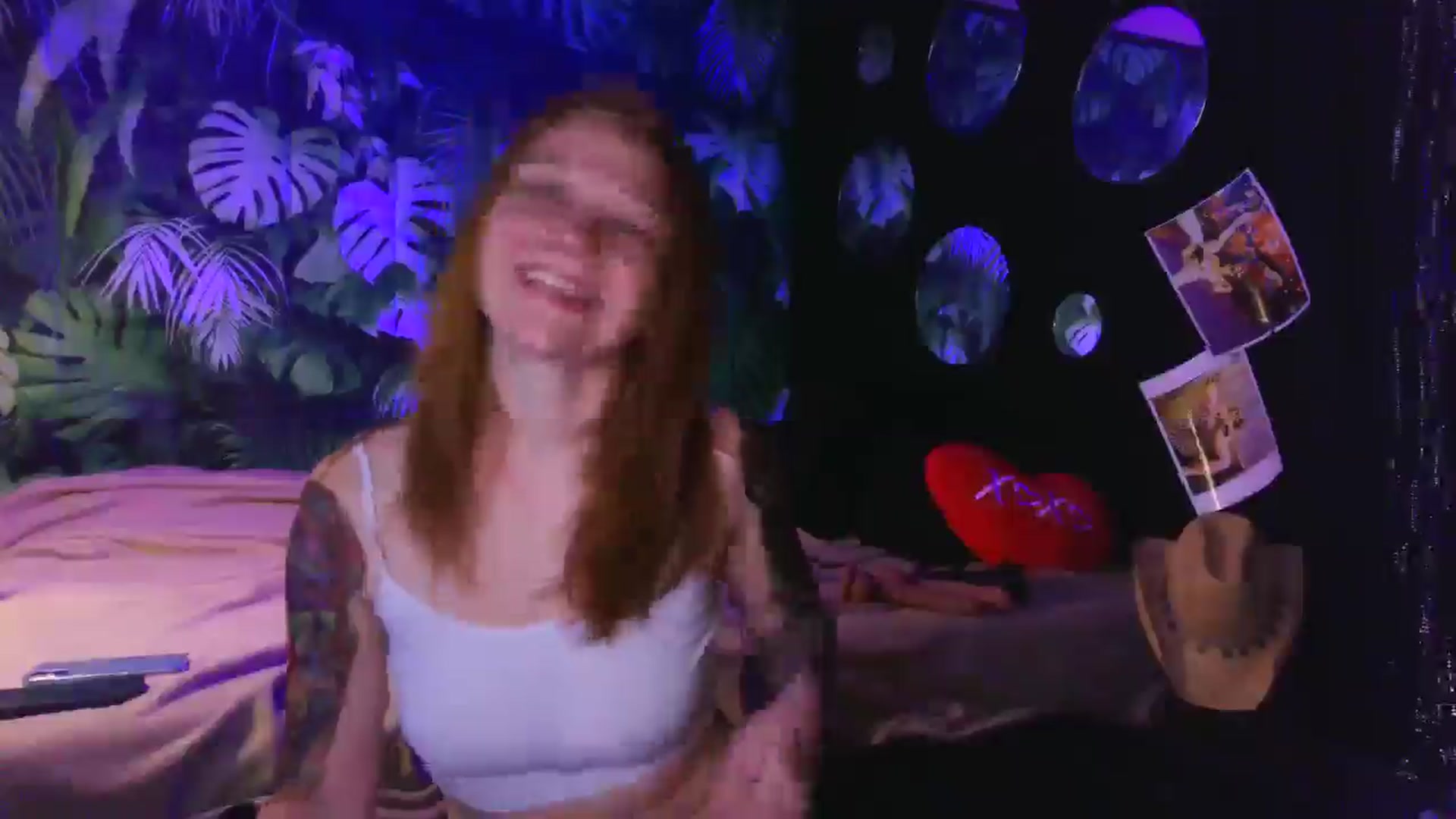 Gallery image thumbnail from playwithfire's myfreecams stream on, 03/25/2025, 10:19 image 7 of 20