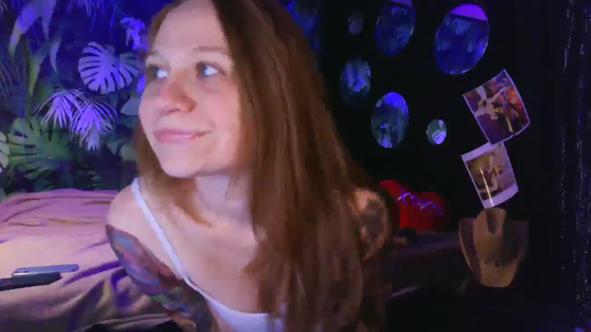 Gallery image thumbnail from playwithfire's myfreecams stream on, 03/25/2025, 10:19 image 12 of 20