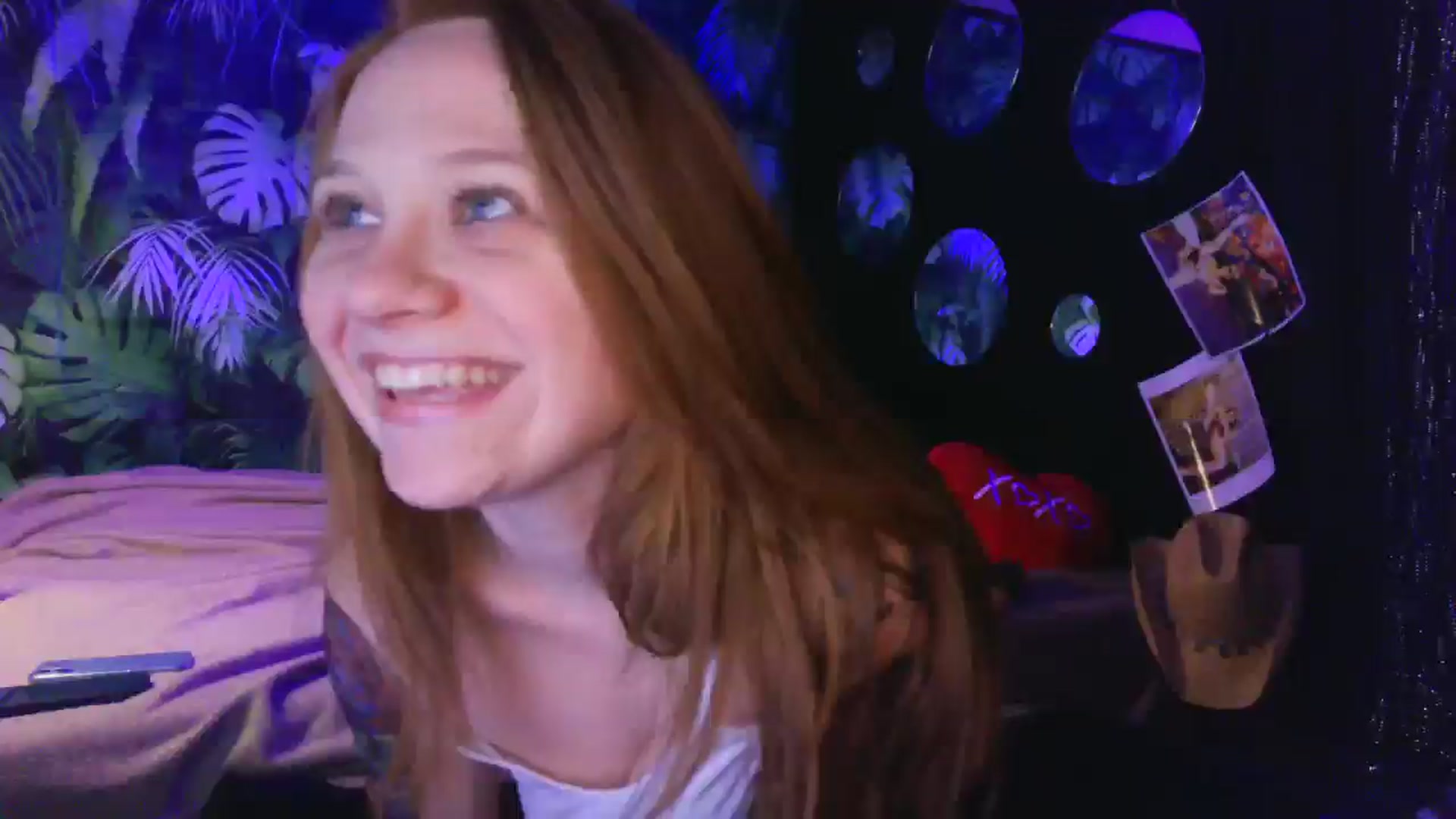 Gallery image thumbnail from playwithfire's myfreecams stream on, 03/25/2025, 10:19 image 2 of 20