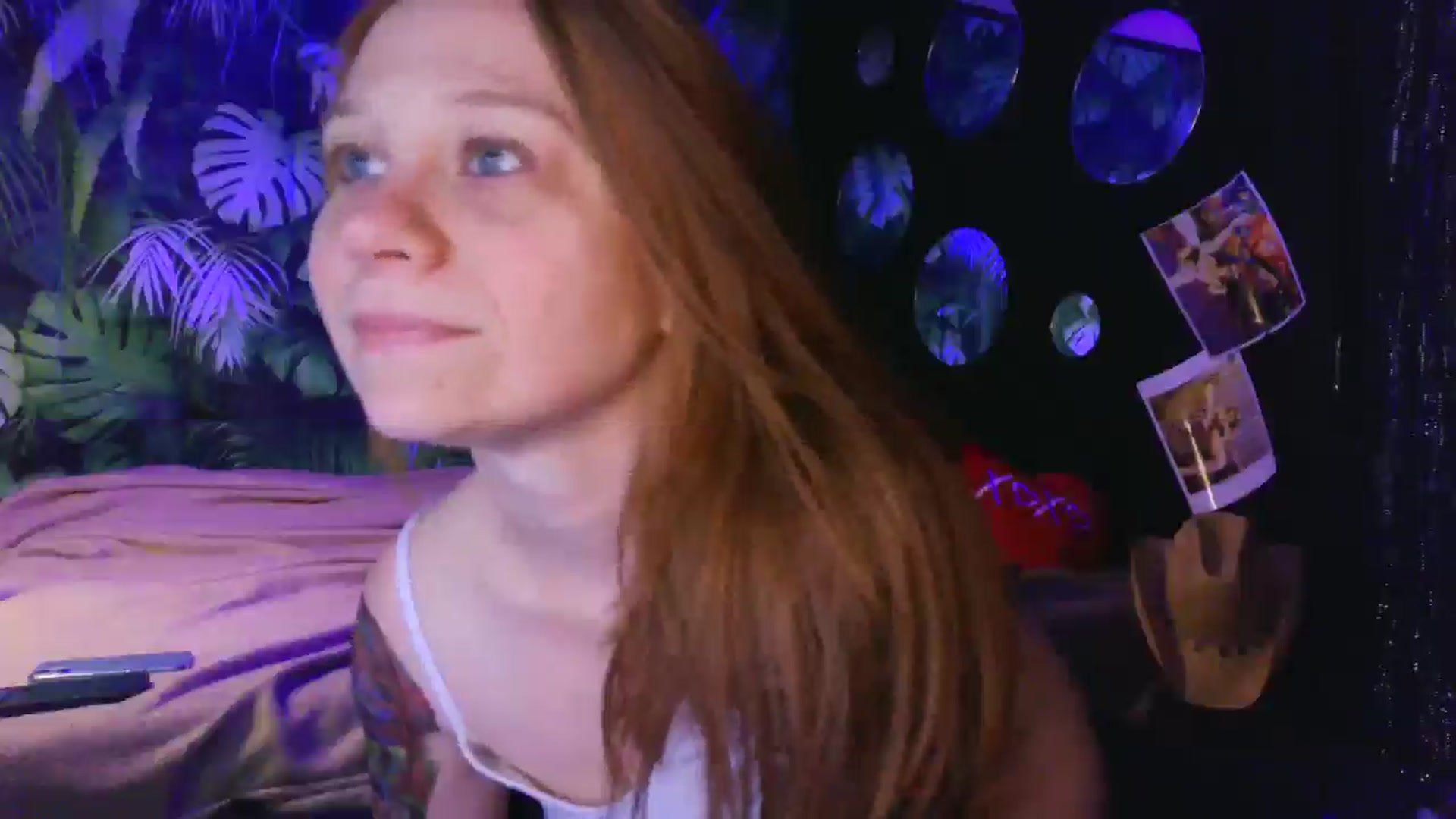 Gallery image thumbnail from playwithfire's myfreecams stream on, 03/25/2025, 10:19 image 10 of 20