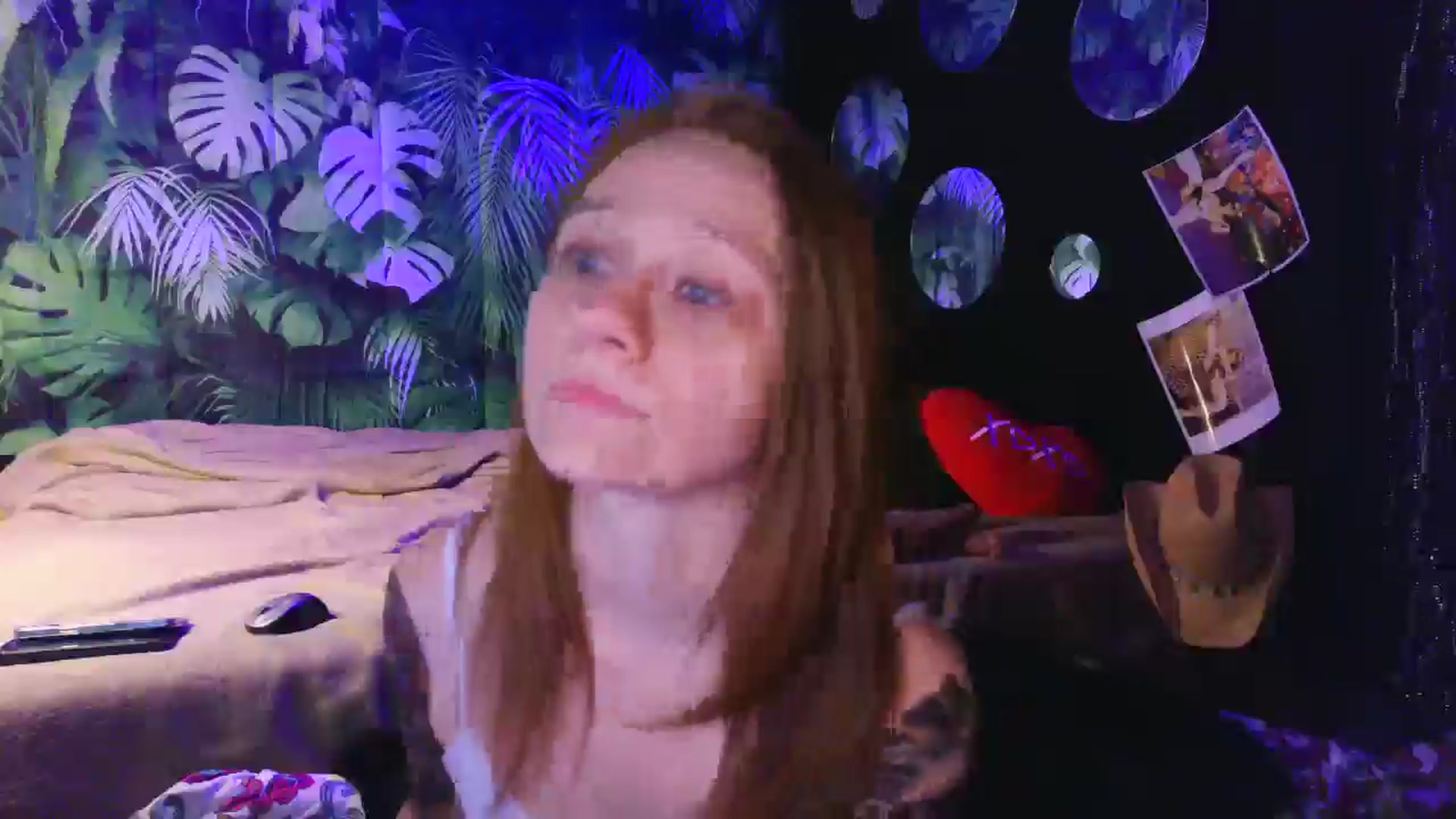 Gallery image thumbnail from playwithfire's myfreecams stream on, 03/25/2025, 13:03 image 17 of 20