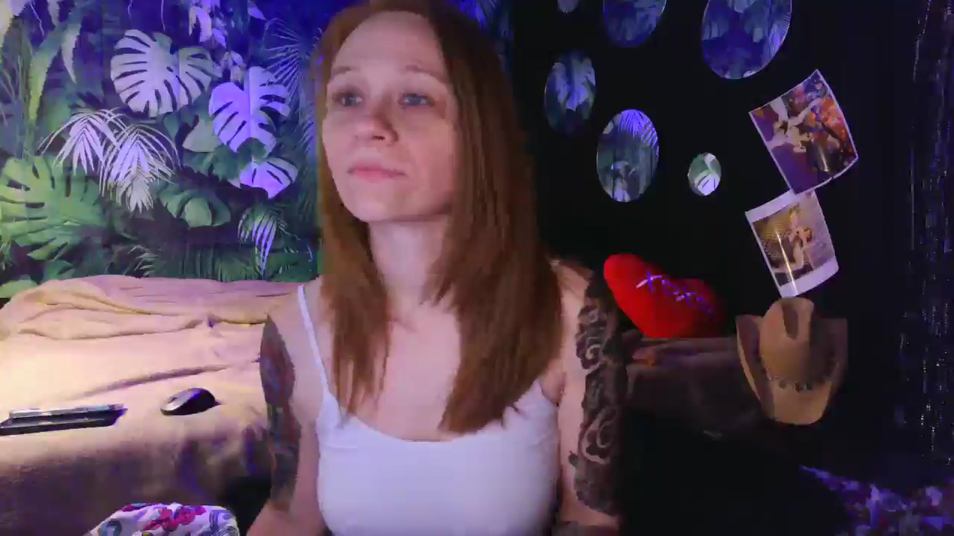 Gallery image thumbnail from playwithfire's myfreecams stream on, 03/25/2025, 13:03 image 16 of 20