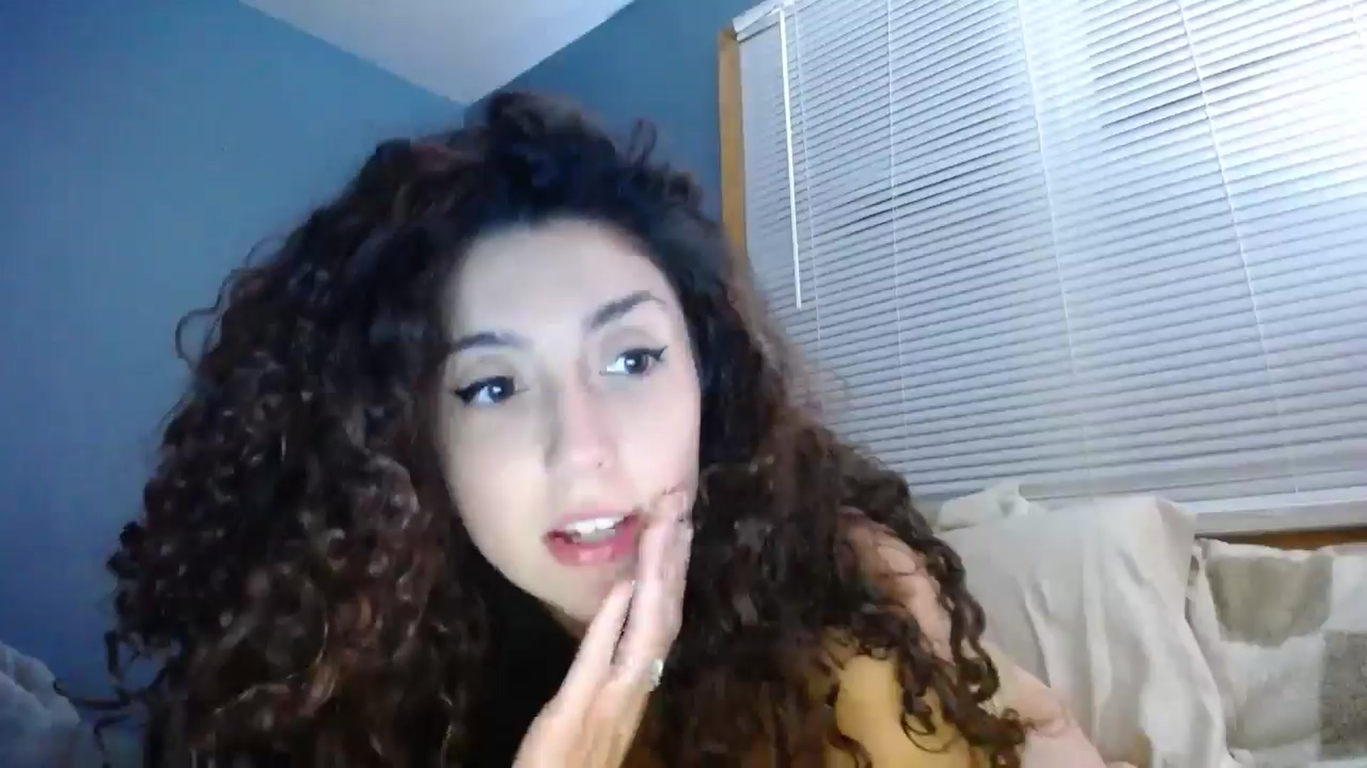 Gallery image thumbnail from playwithlua's myfreecams stream on, 11/17/2024, 03:45 image 5 of 20