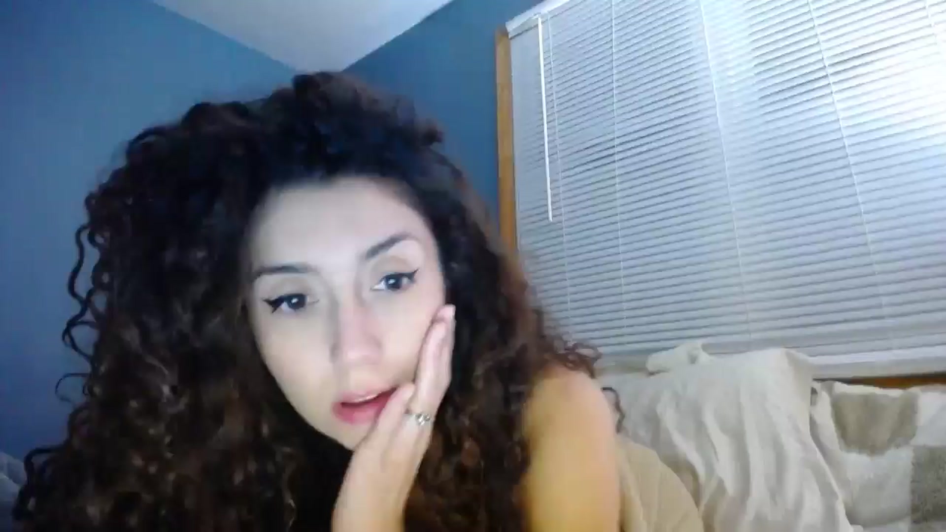 Gallery image thumbnail from playwithlua's myfreecams stream on, 11/17/2024, 03:45 image 2 of 20