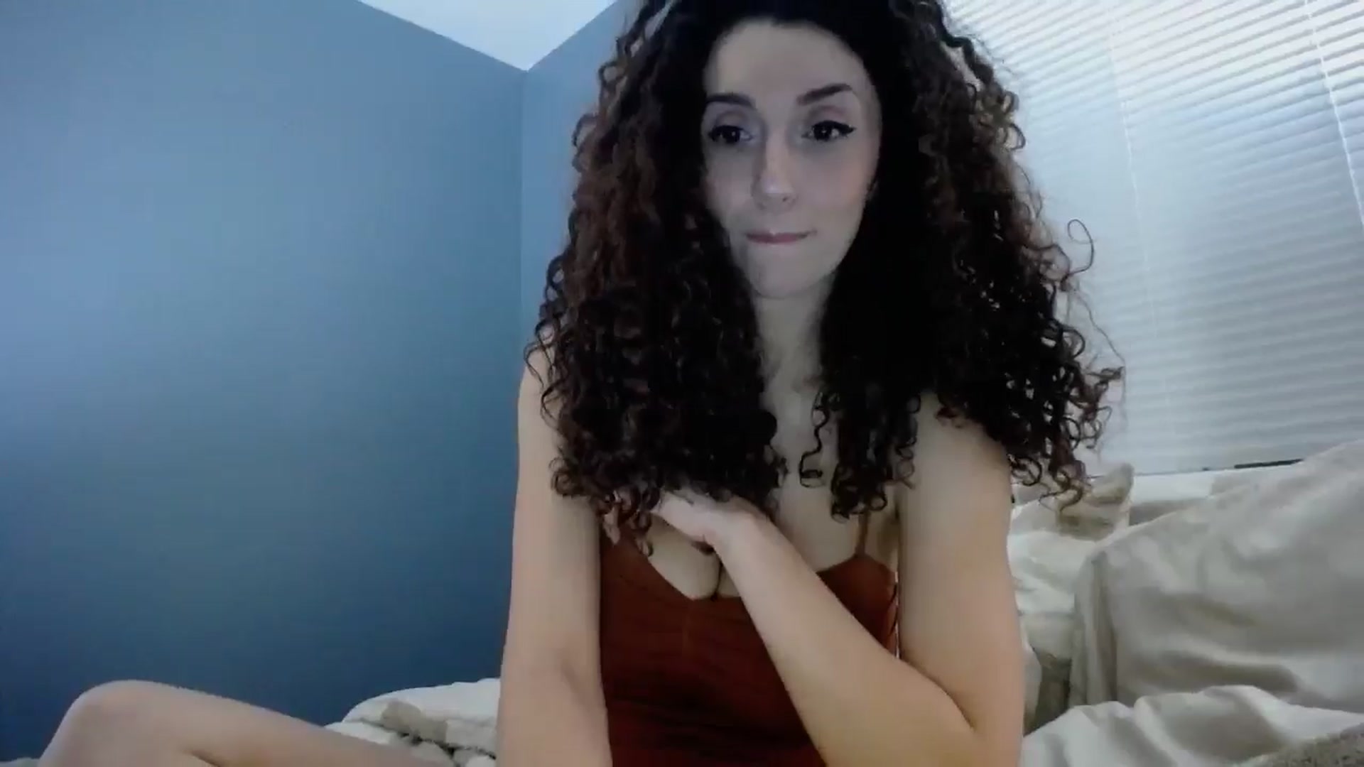 Gallery image thumbnail from playwithlua's myfreecams stream on, 11/29/2024, 04:47 image 10 of 20