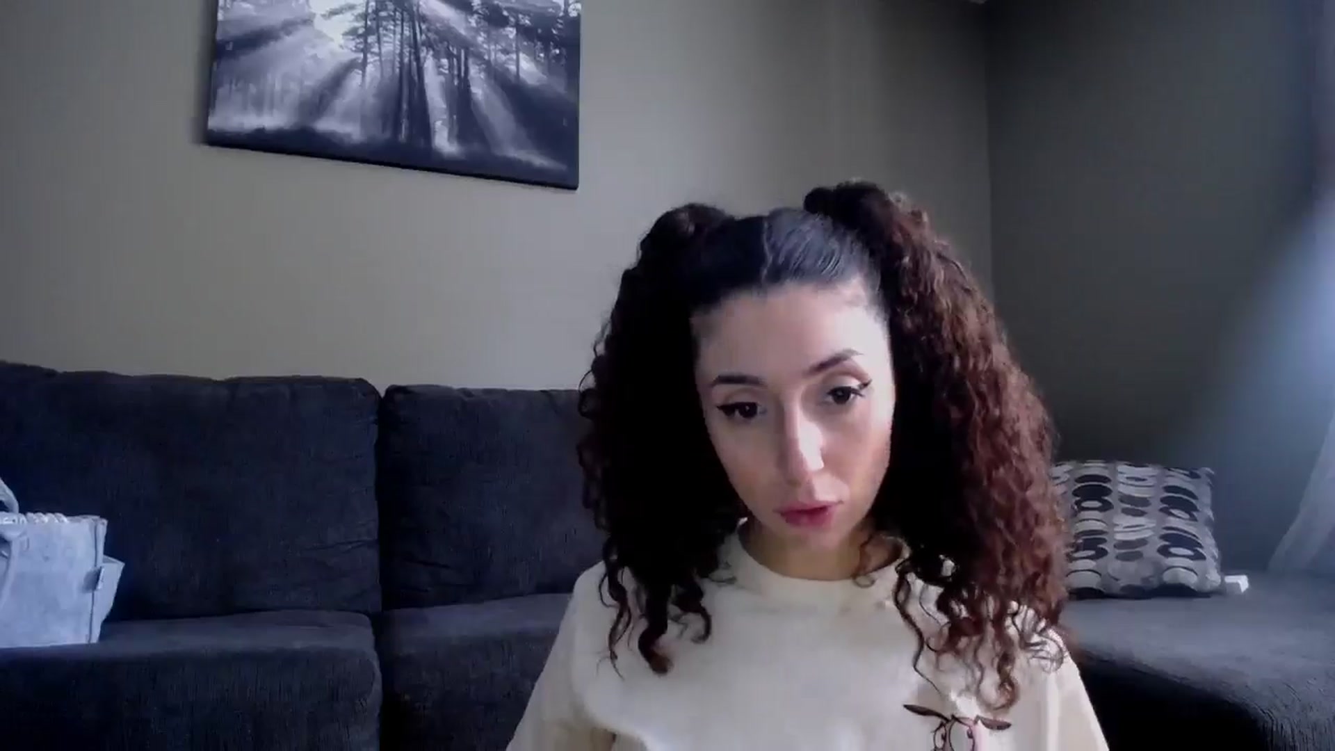 Gallery image thumbnail from playwithlua's myfreecams stream on, 12/08/2024, 15:33 image 18 of 20