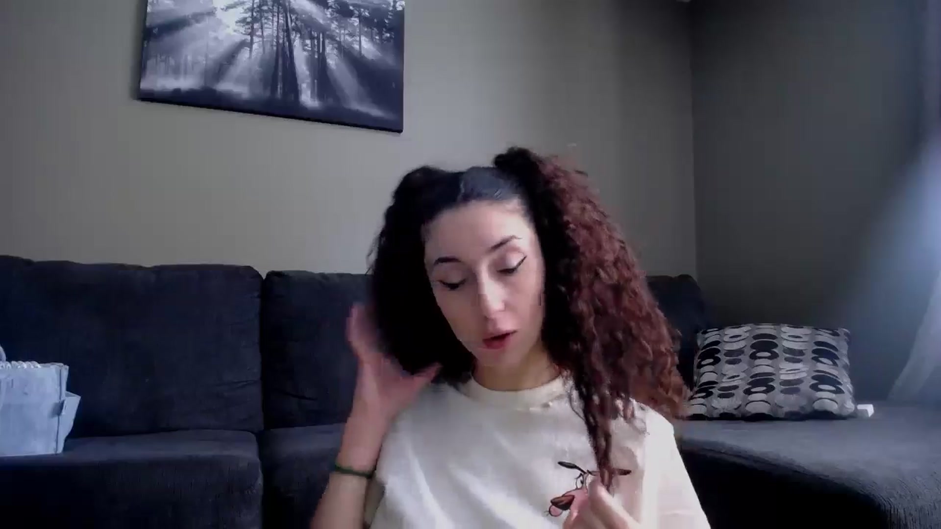 Gallery image thumbnail from playwithlua's myfreecams stream on, 12/08/2024, 15:33 image 4 of 20