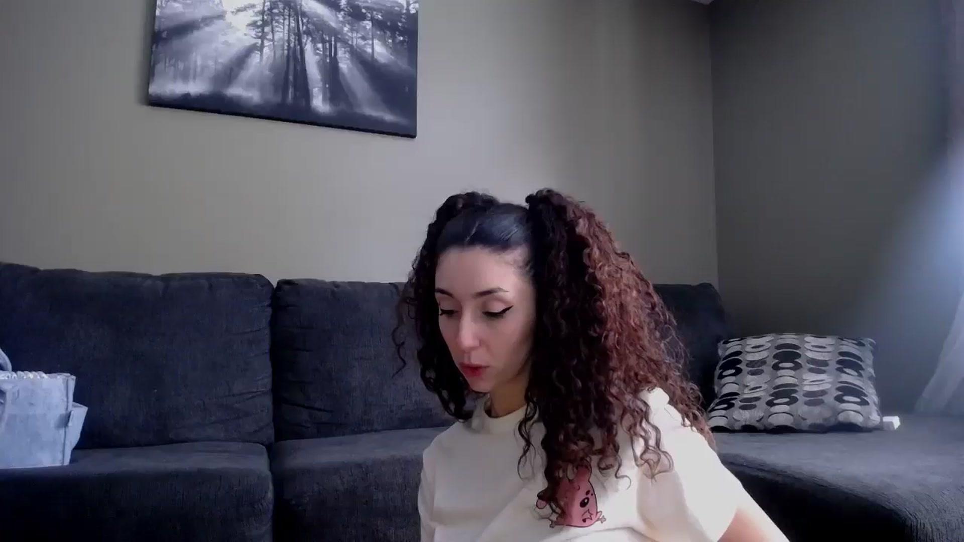 Gallery image thumbnail from playwithlua's myfreecams stream on, 12/08/2024, 15:33 image 6 of 20