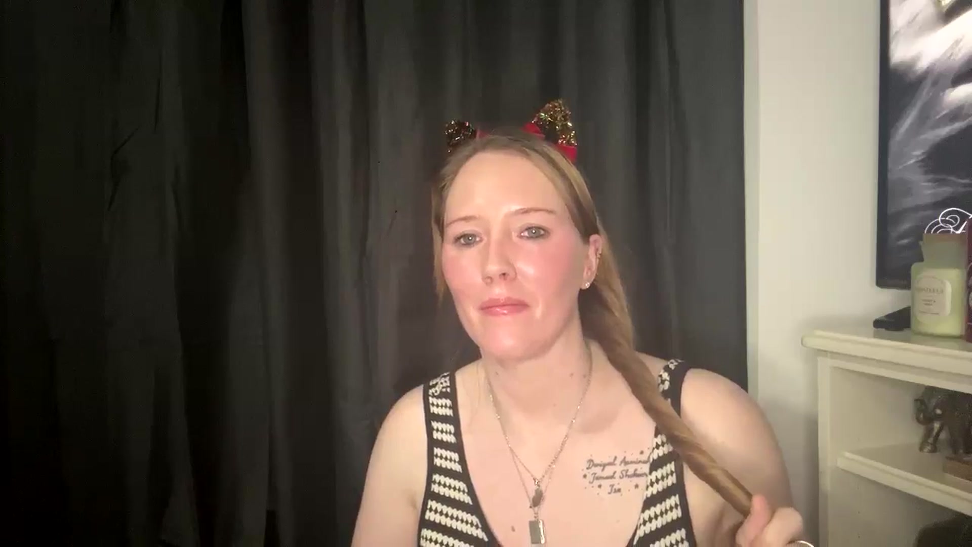 Gallery image thumbnail from plushpie1's myfreecams stream on, 12/19/2025, 21:00 image 8 of 20