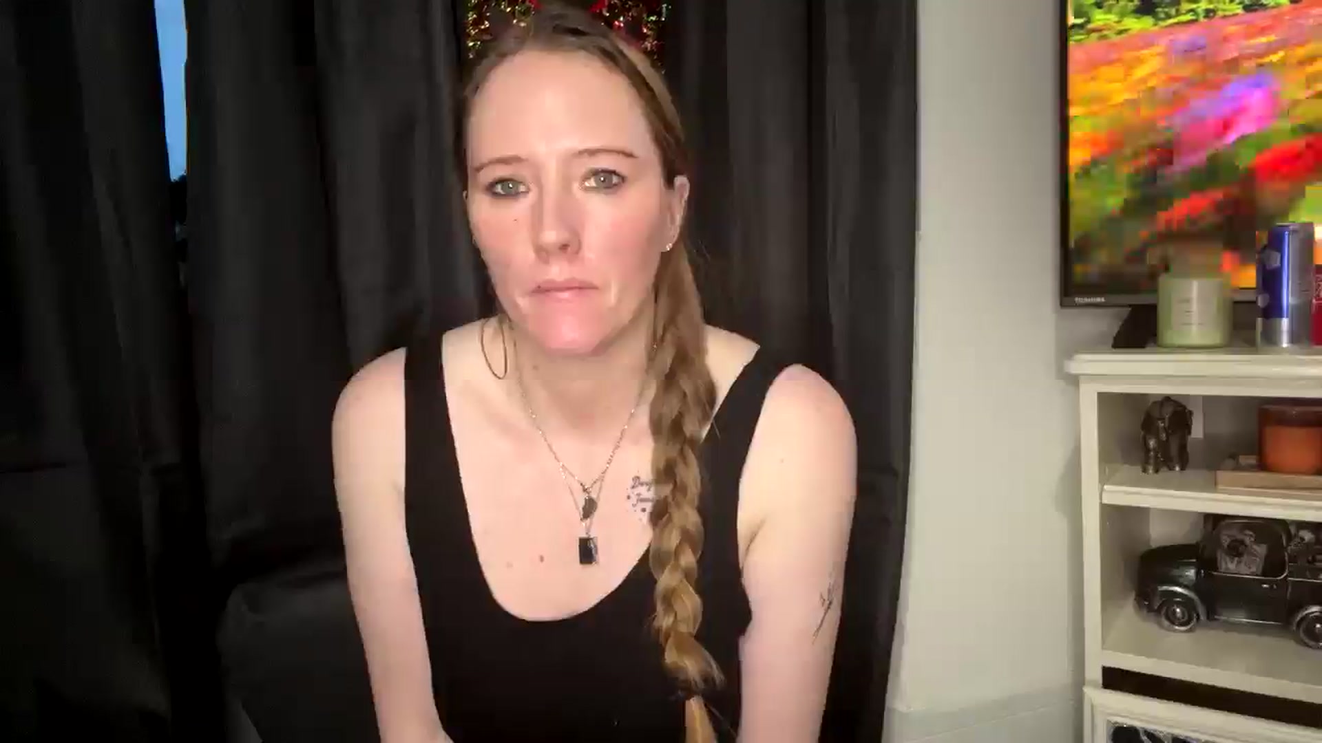 Gallery image thumbnail from plushpie1's myfreecams stream on, 12/20/2025, 16:31 image 15 of 20