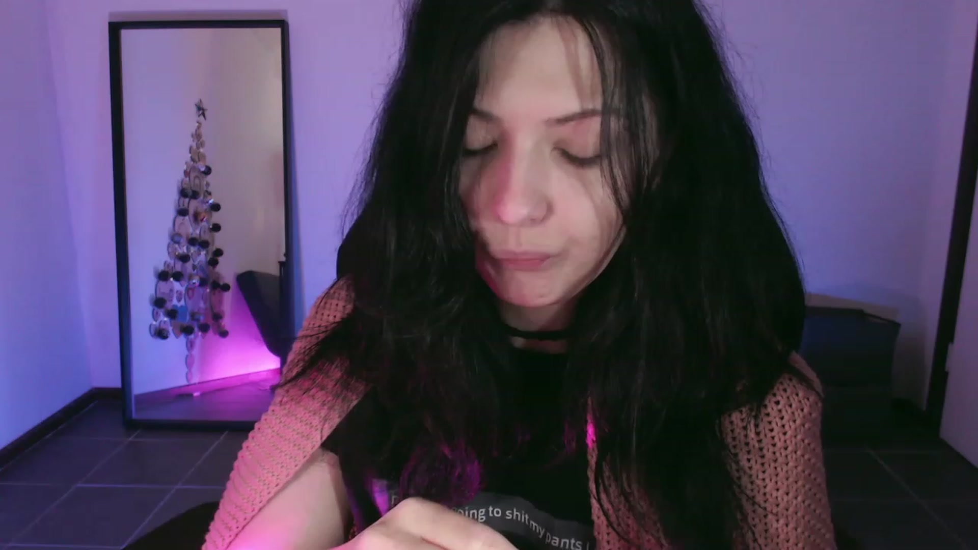 Gallery image thumbnail from poopage's myfreecams stream on, 12/10/2023, 01:07 image 18 of 20