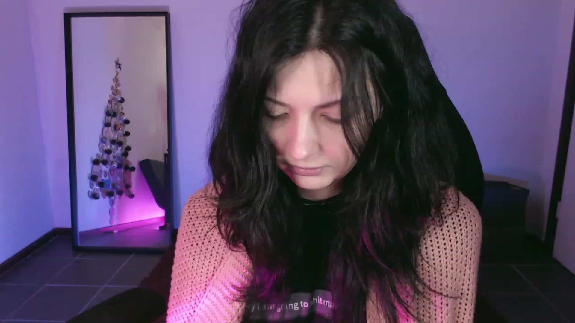 Gallery image thumbnail from poopage's myfreecams stream on, 12/10/2023, 01:07 image 12 of 20