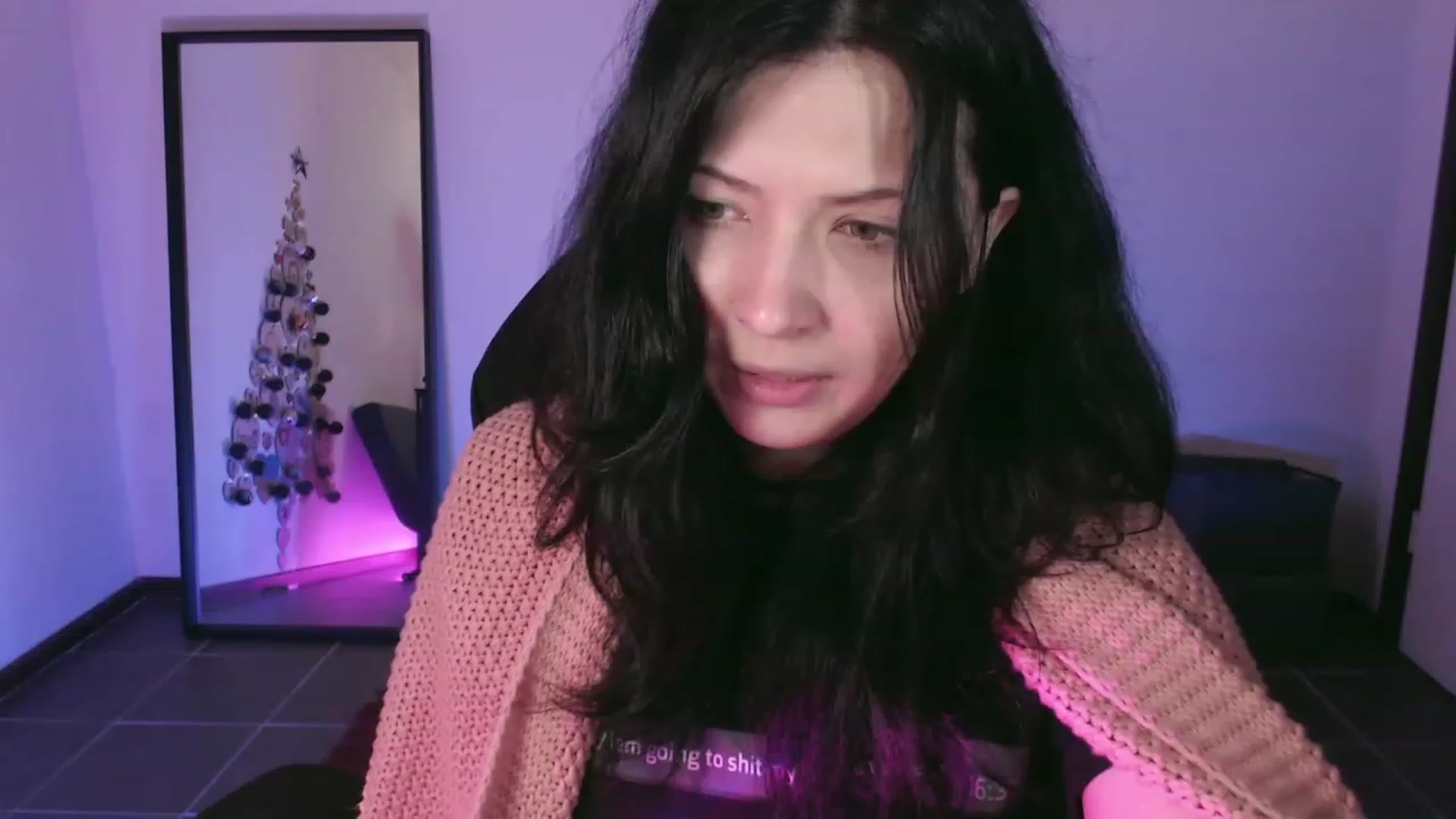 Gallery image thumbnail from poopage's myfreecams stream on, 12/10/2023, 01:07 image 5 of 20