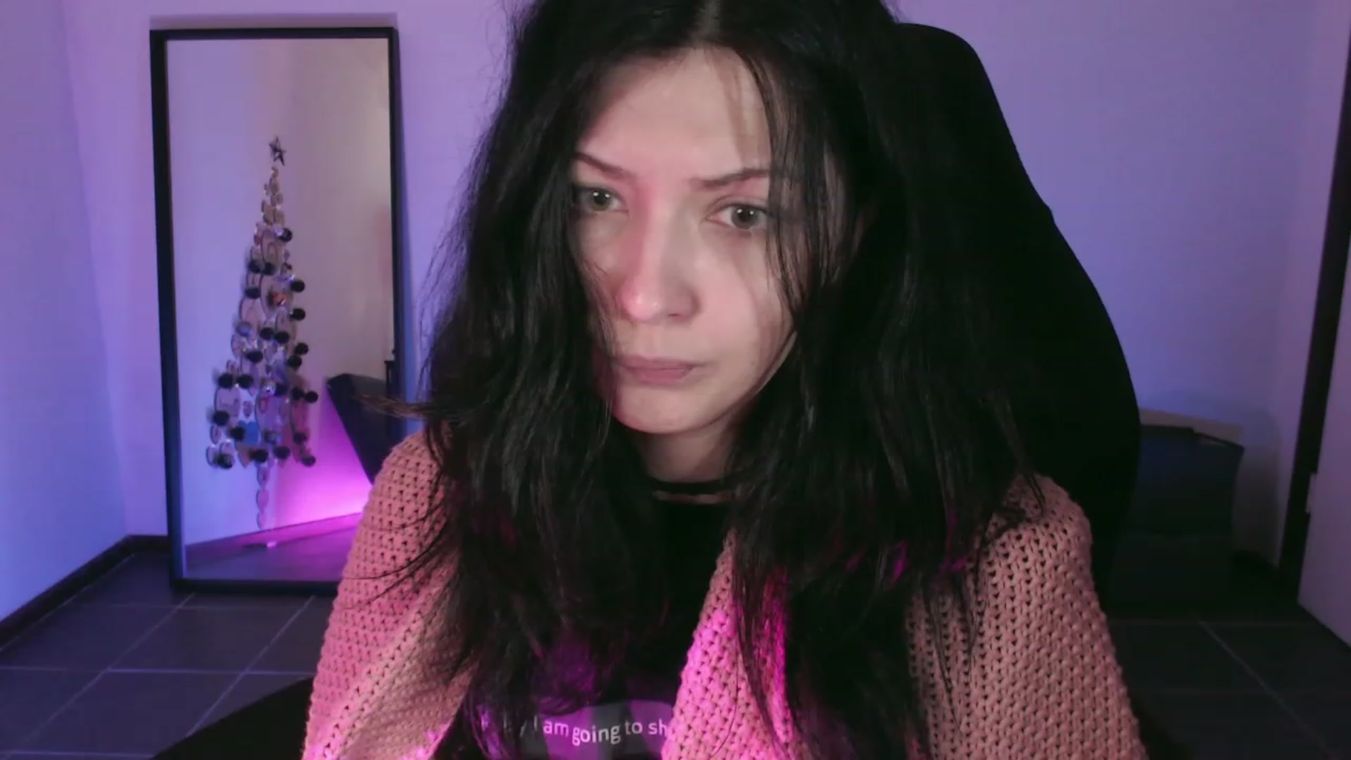 Gallery image thumbnail from poopage's myfreecams stream on, 12/10/2023, 01:07 image 16 of 20