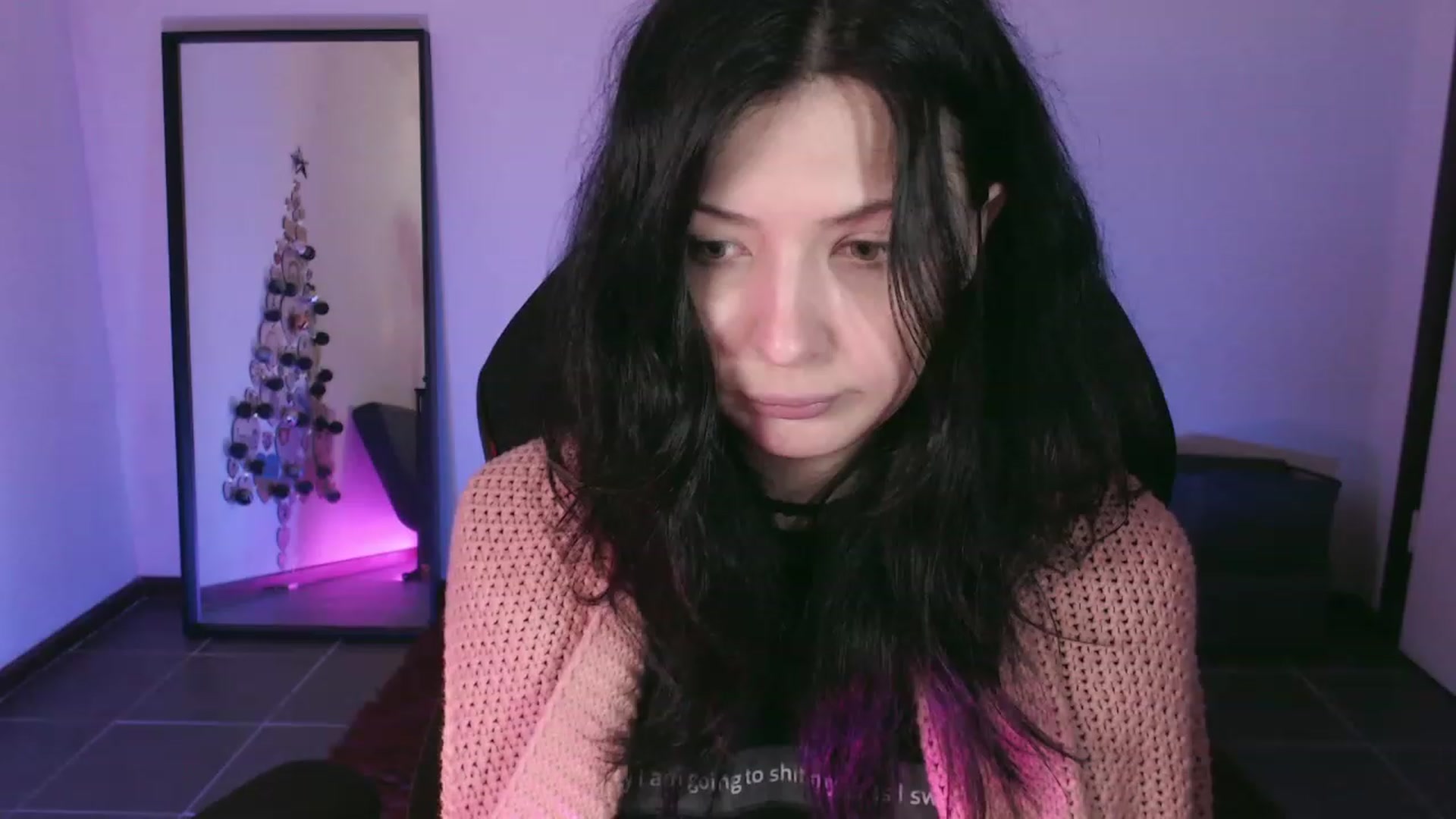 Gallery image thumbnail from poopage's myfreecams stream on, 12/10/2023, 01:07 image 6 of 20