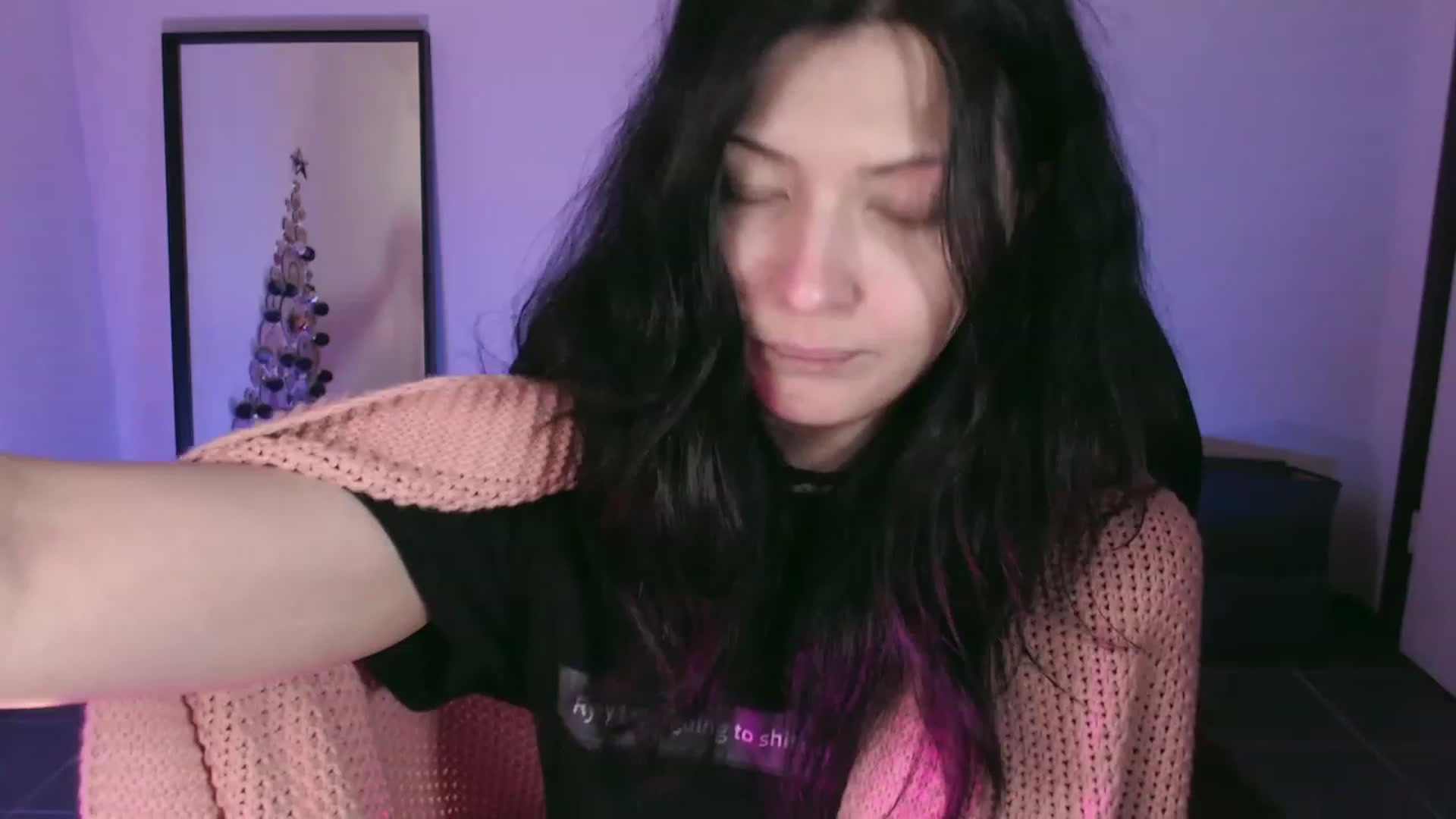 Gallery image thumbnail from poopage's myfreecams stream on, 12/10/2023, 01:07 image 9 of 20
