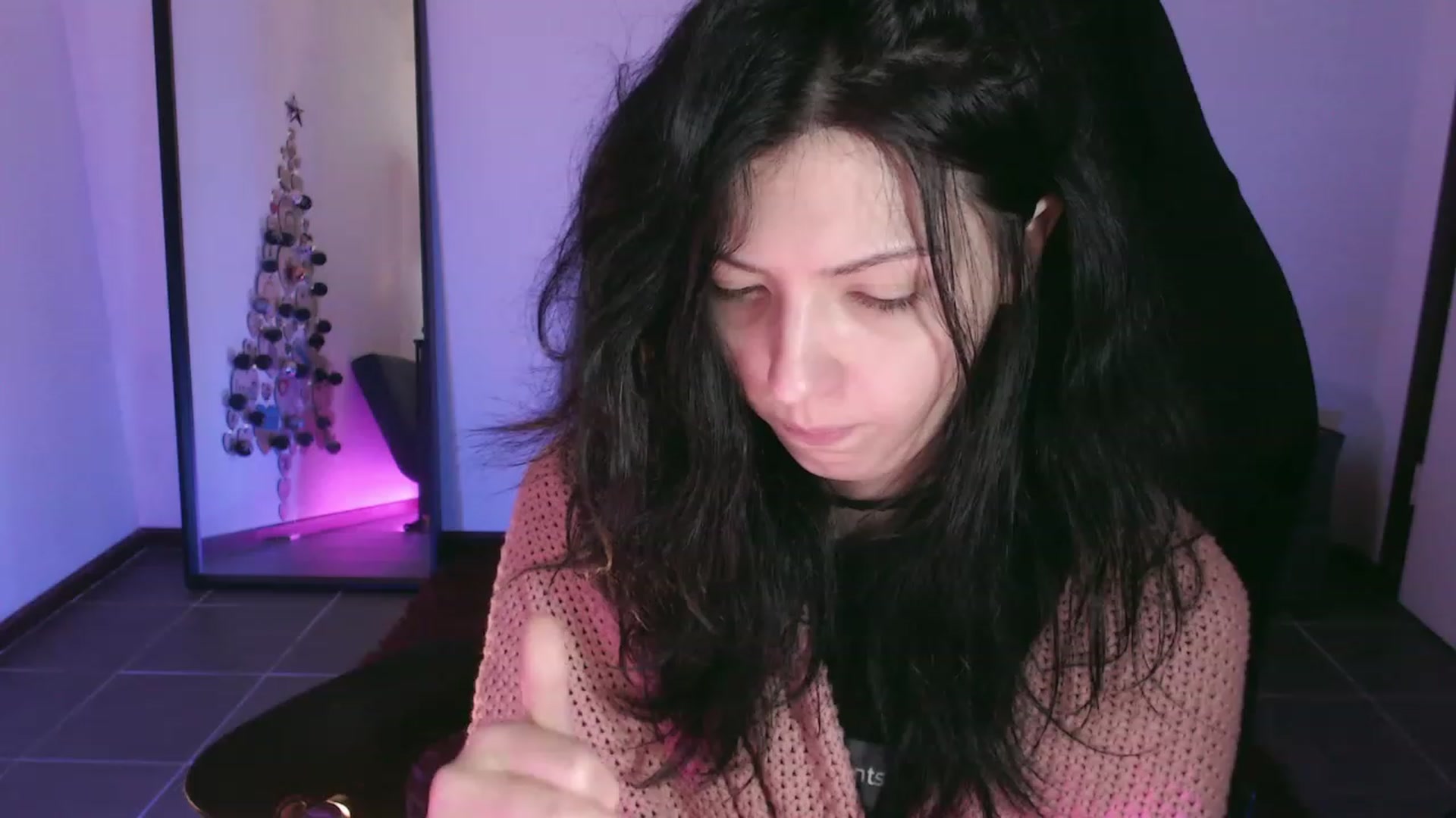 Gallery image thumbnail from poopage's myfreecams stream on, 12/10/2023, 02:36 image 17 of 20