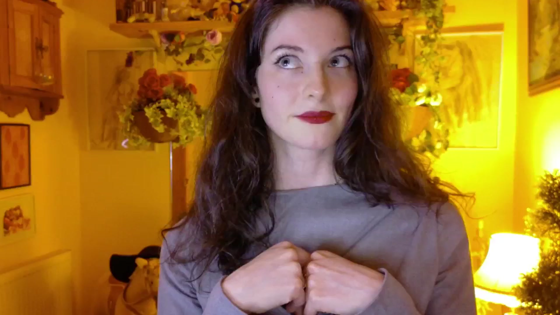Gallery image thumbnail from porcelaincity's myfreecams stream on, 05/31/2025, 01:19 image 5 of 20