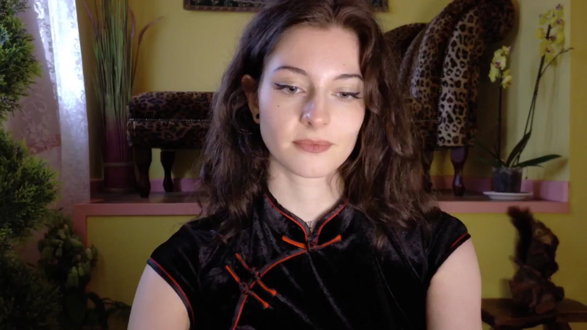 Gallery image thumbnail from porcelaincity's myfreecams stream on, 06/09/2025, 20:26 image 11 of 20