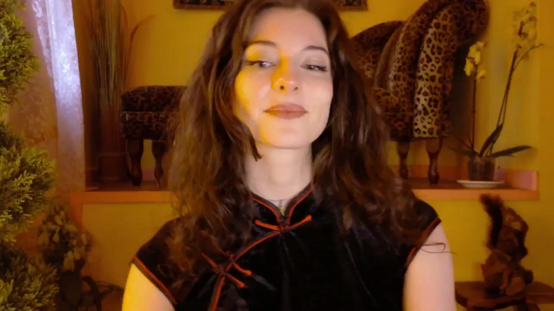 Gallery image thumbnail from porcelaincity's myfreecams stream on, 06/09/2025, 20:26 image 13 of 20