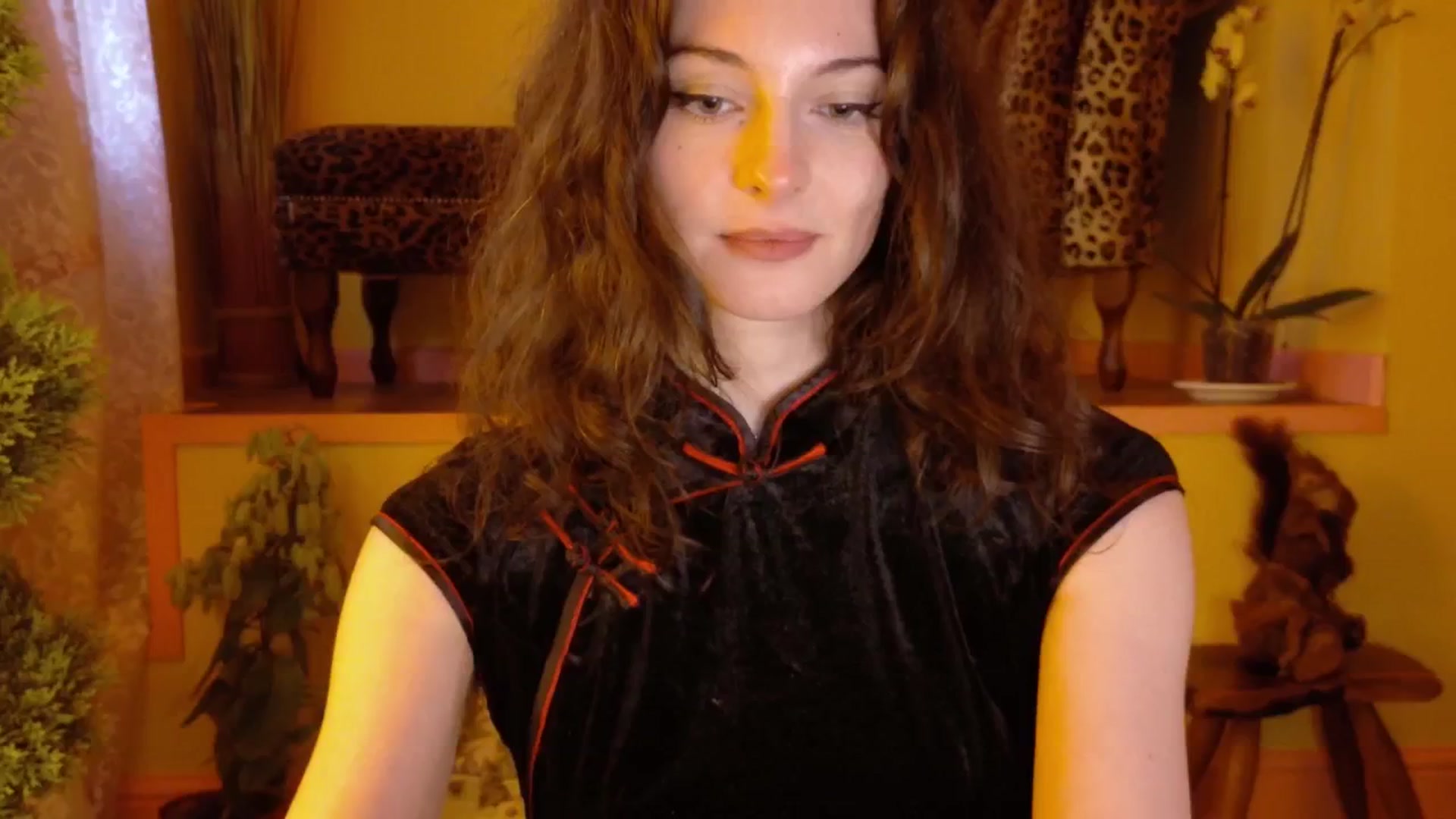 Gallery image thumbnail from porcelaincity's myfreecams stream on, 06/09/2025, 20:26 image 16 of 20