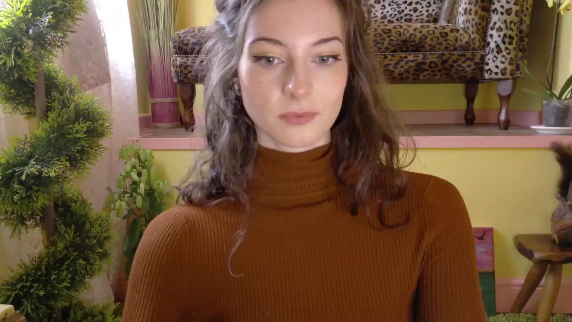 Gallery image thumbnail from porcelaincity's myfreecams stream on, 06/10/2025, 17:34 image 16 of 20