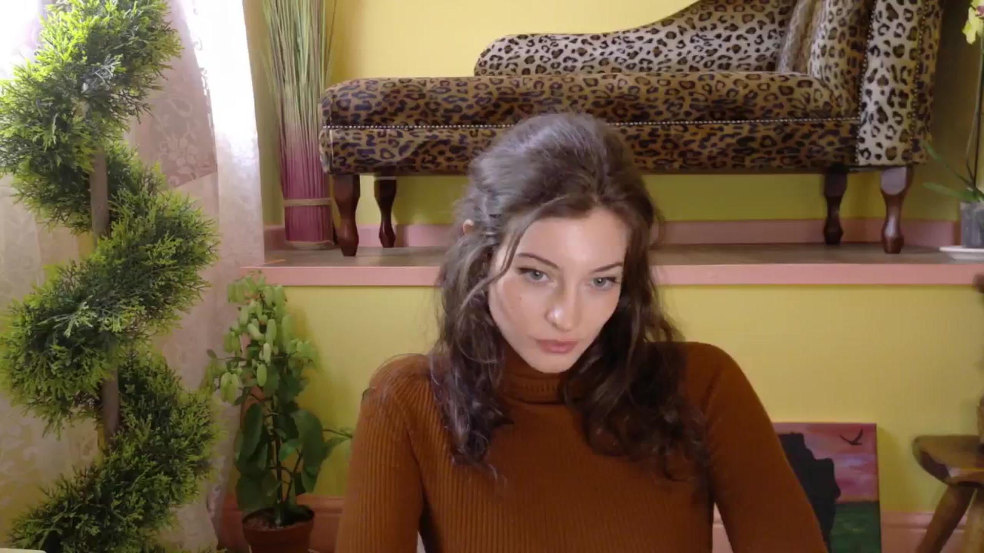 Gallery image thumbnail from porcelaincity's myfreecams stream on, 06/10/2025, 17:34 image 19 of 20