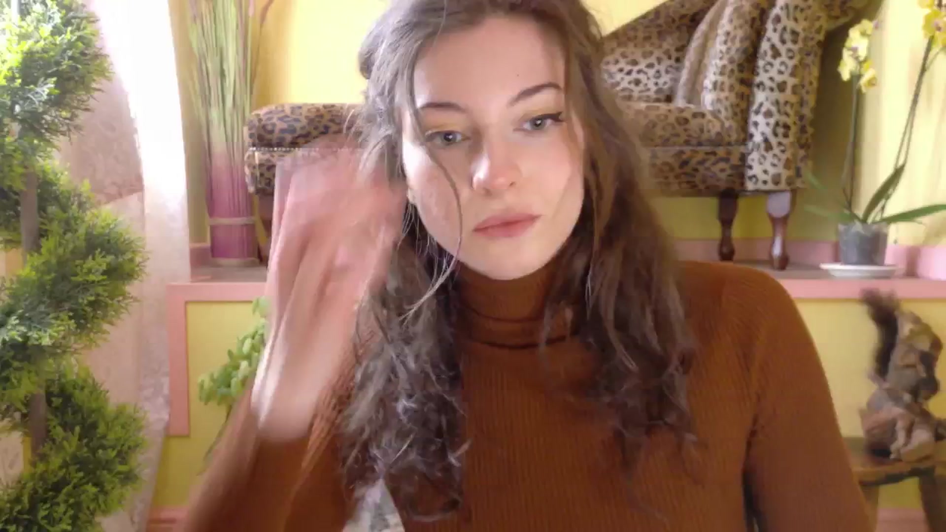 Gallery image thumbnail from porcelaincity's myfreecams stream on, 06/10/2025, 17:34 image 1 of 20