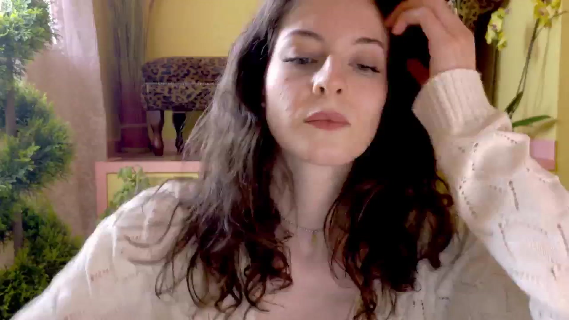 Gallery image thumbnail from porcelaincity's myfreecams stream on, 06/11/2025, 15:30 image 16 of 20