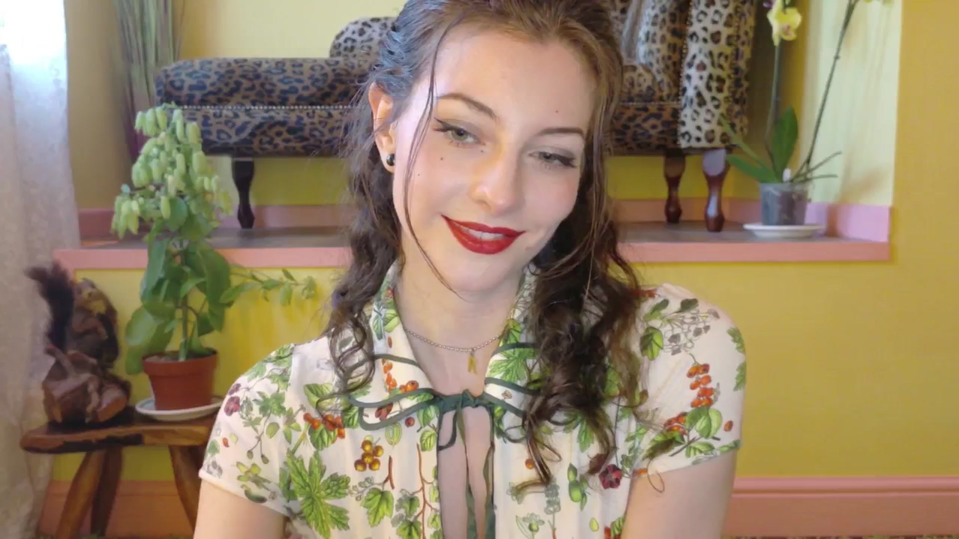 Gallery image thumbnail from porcelaincity's myfreecams stream on, 06/20/2025, 20:45 image 3 of 20