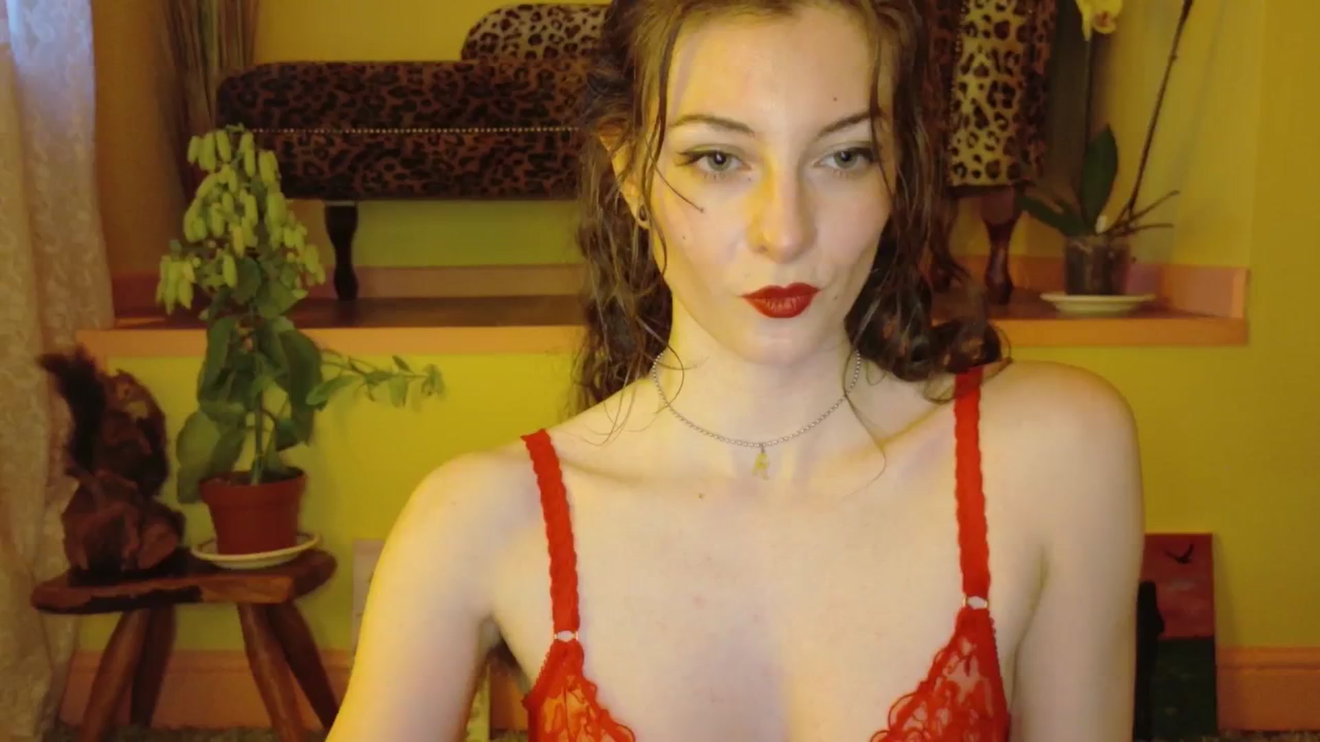 Gallery image thumbnail from porcelaincity's myfreecams stream on, 06/20/2025, 20:45 image 20 of 20