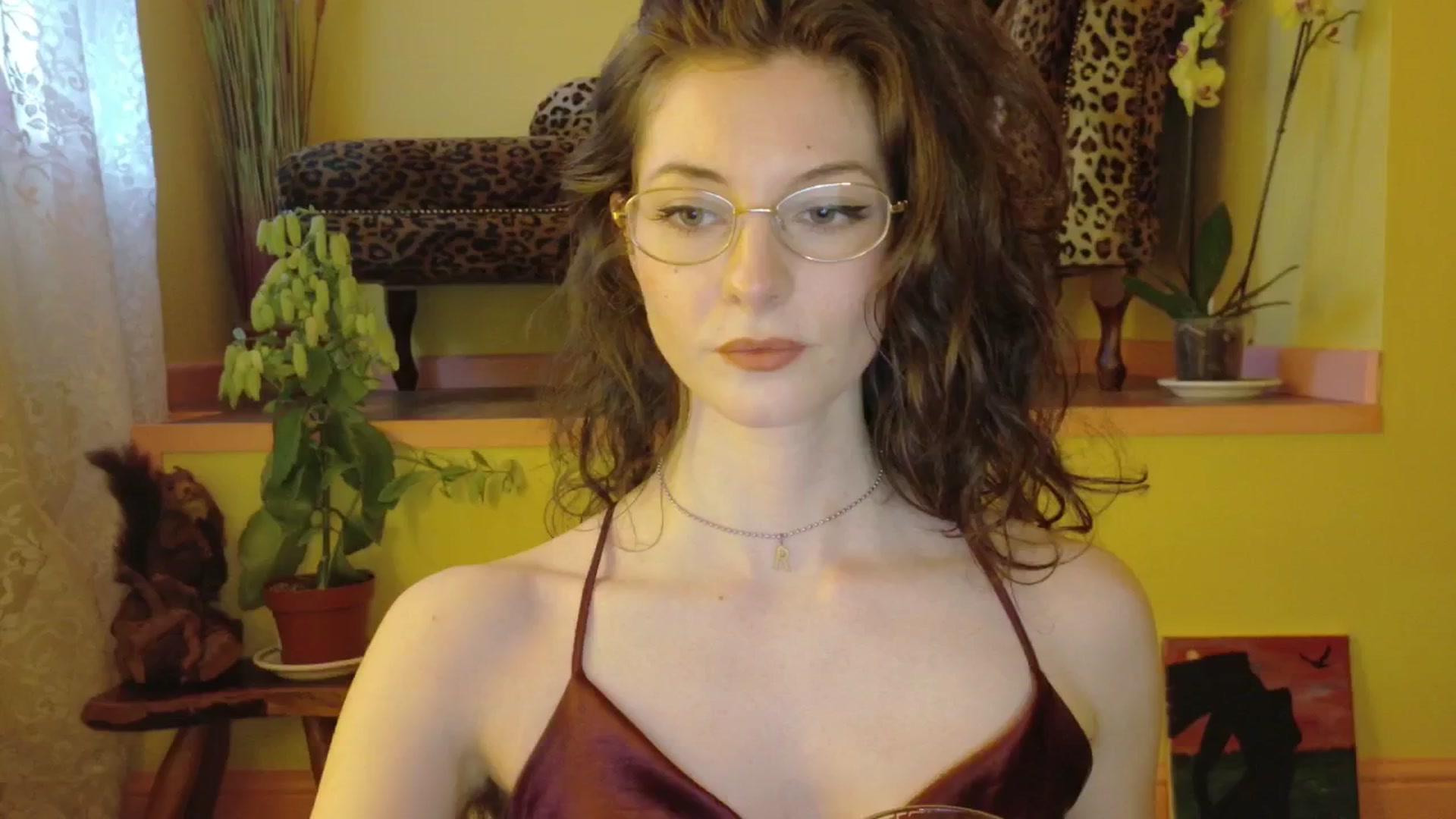 Gallery image thumbnail from porcelaincity's myfreecams stream on, 06/24/2025, 20:07 image 10 of 20
