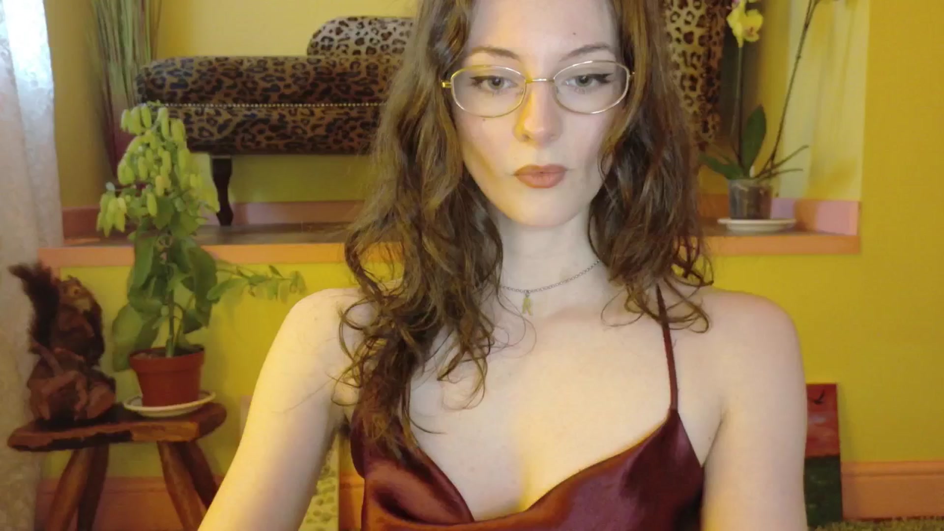 Gallery image thumbnail from porcelaincity's myfreecams stream on, 06/24/2025, 20:07 image 6 of 20