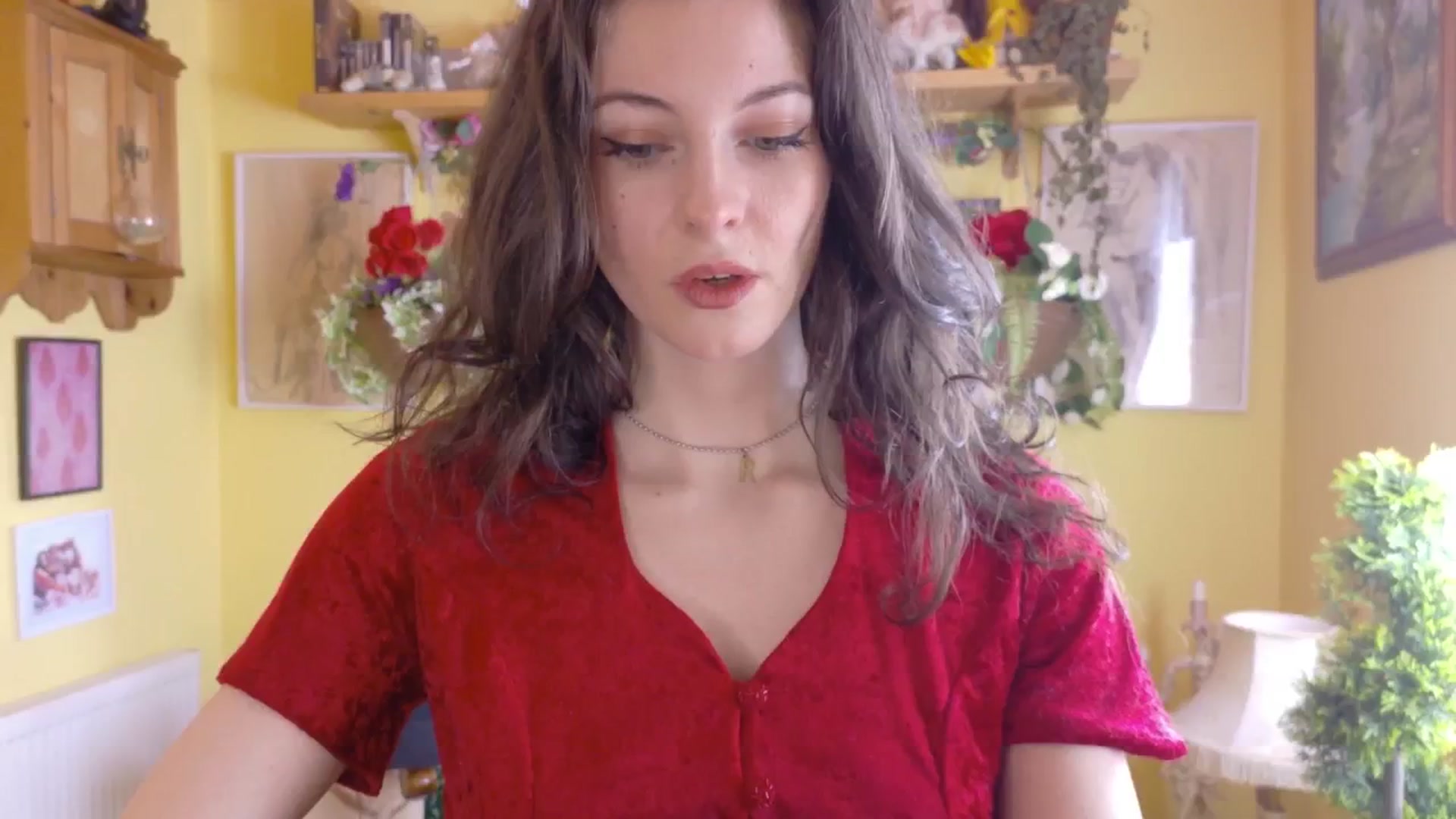 Gallery image thumbnail from porcelaincity's myfreecams stream on, 06/26/2025, 11:33 image 7 of 20