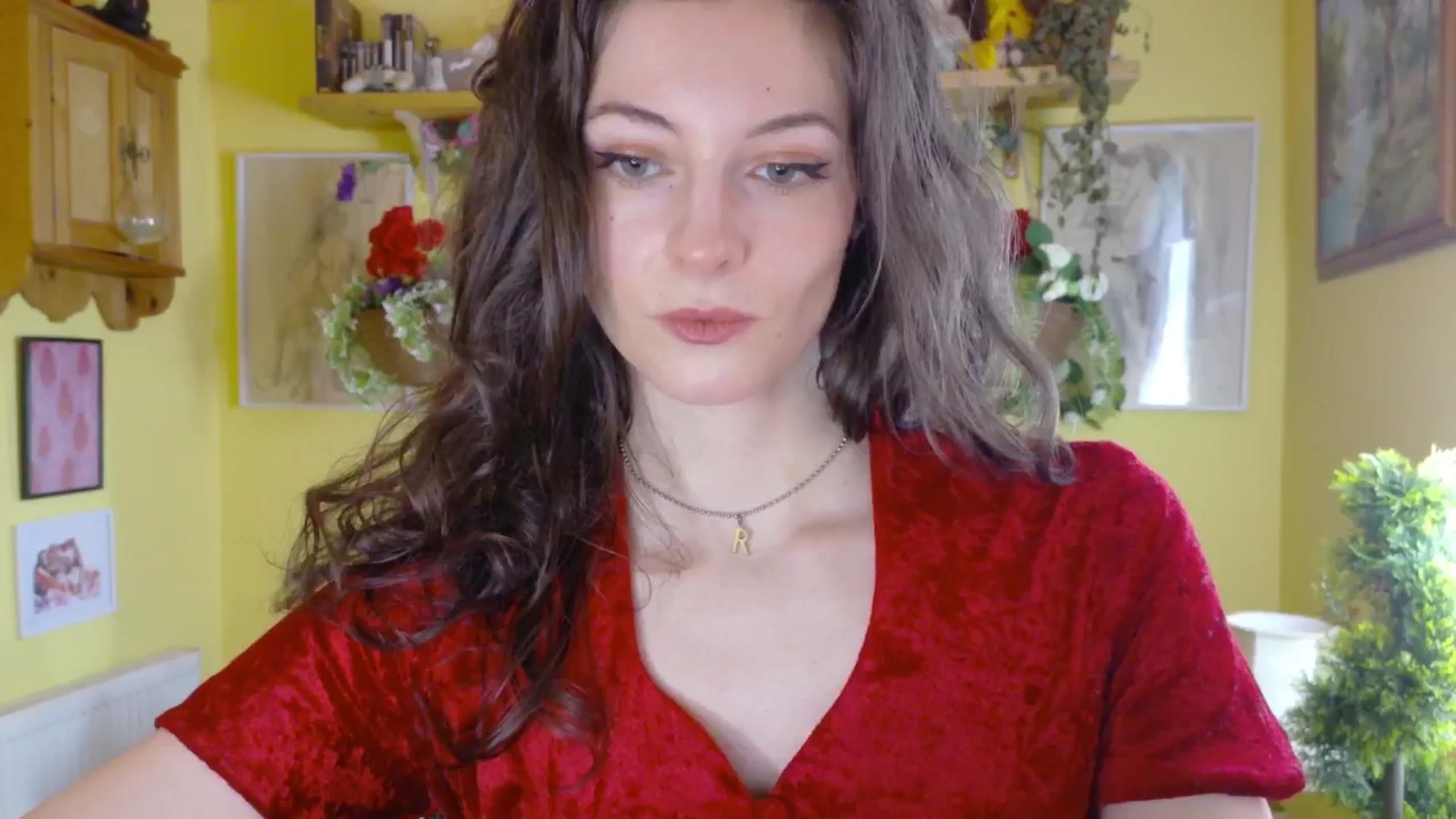 Gallery image thumbnail from porcelaincity's myfreecams stream on, 06/26/2025, 11:33 image 16 of 20