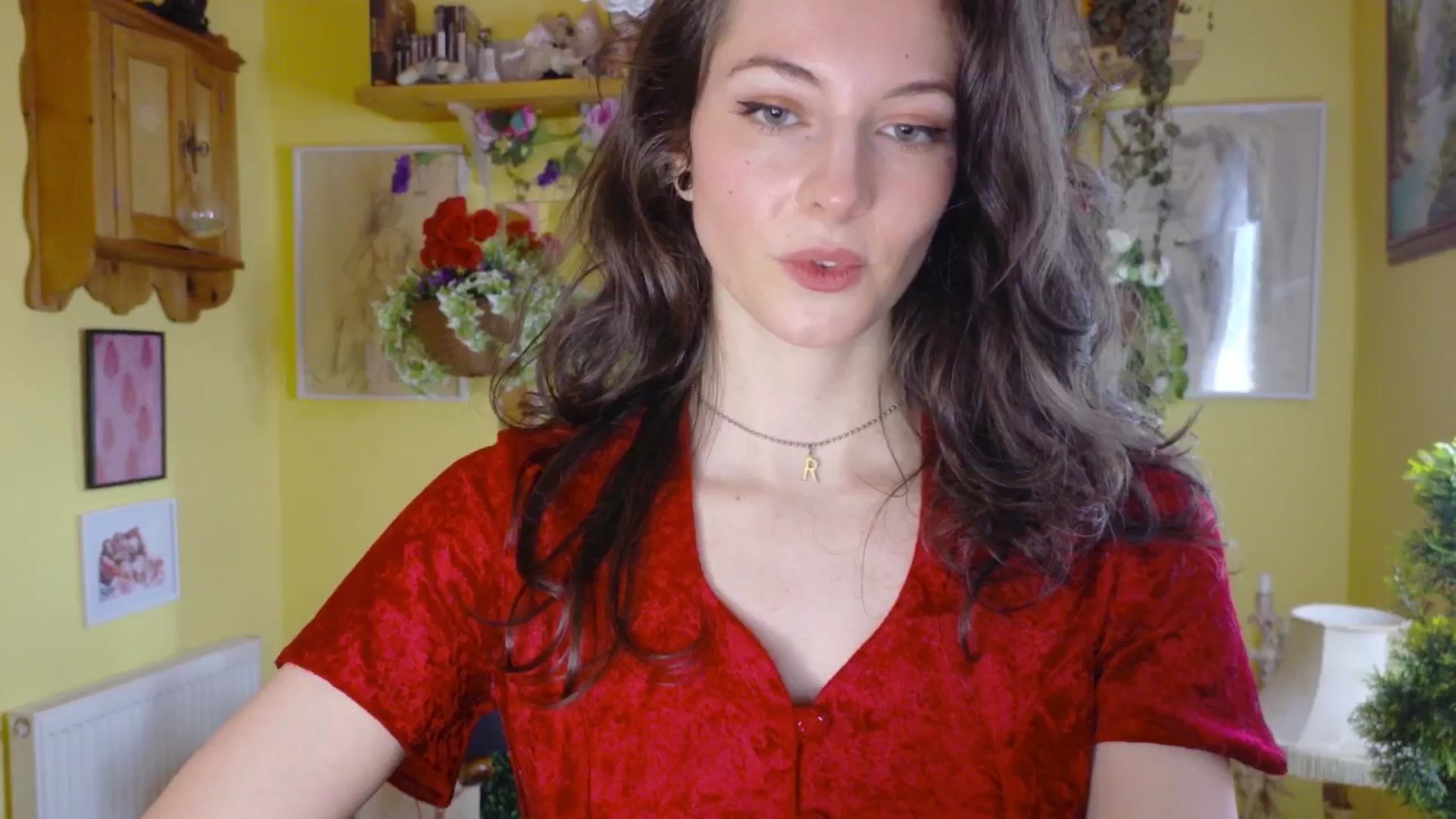 Gallery image thumbnail from porcelaincity's myfreecams stream on, 06/26/2025, 12:47 image 2 of 20